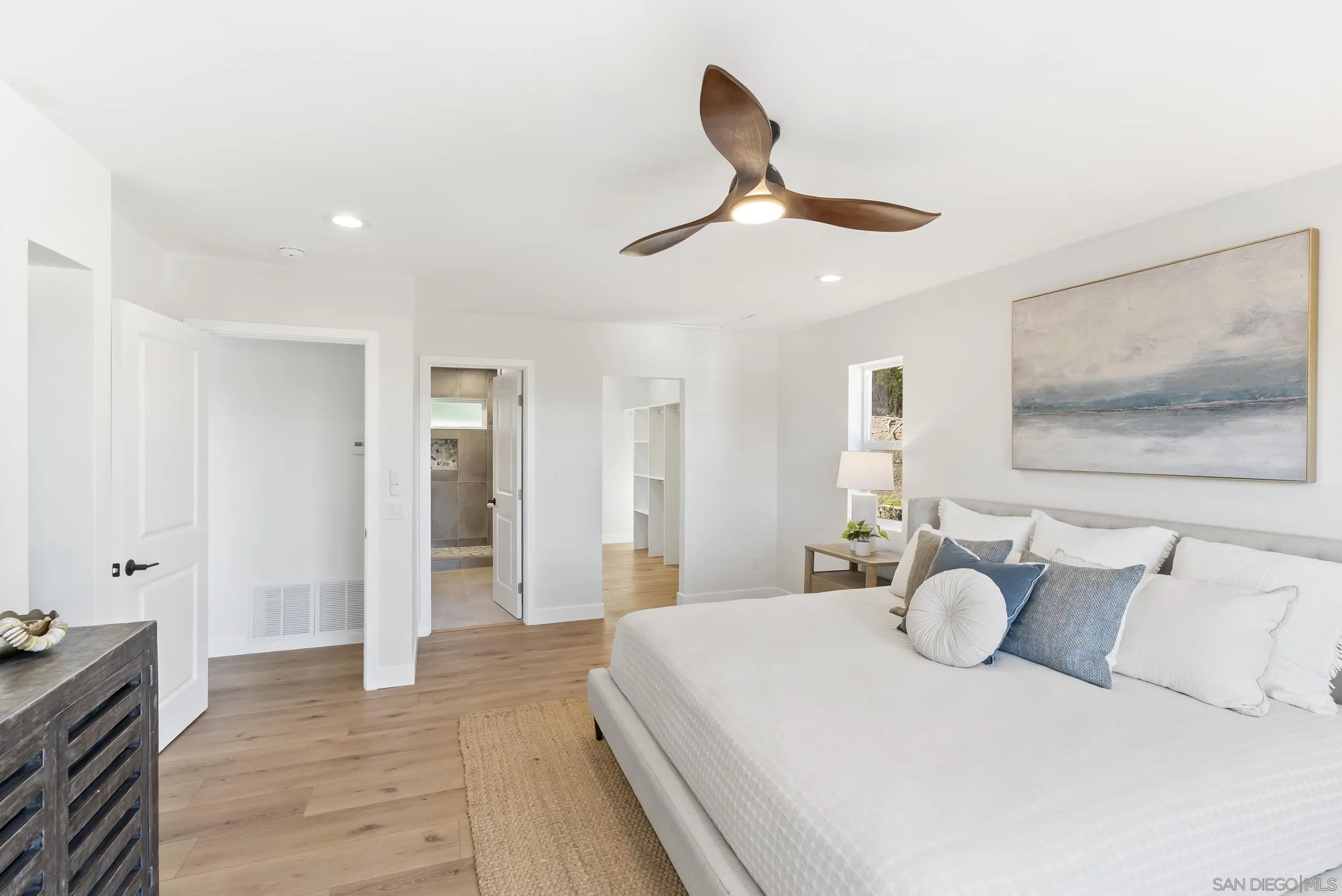 https://cdn.realtyfeed.com/cdn/127/2600015/3f9eb5b3220b548f1178e0b94ef6667b.webp