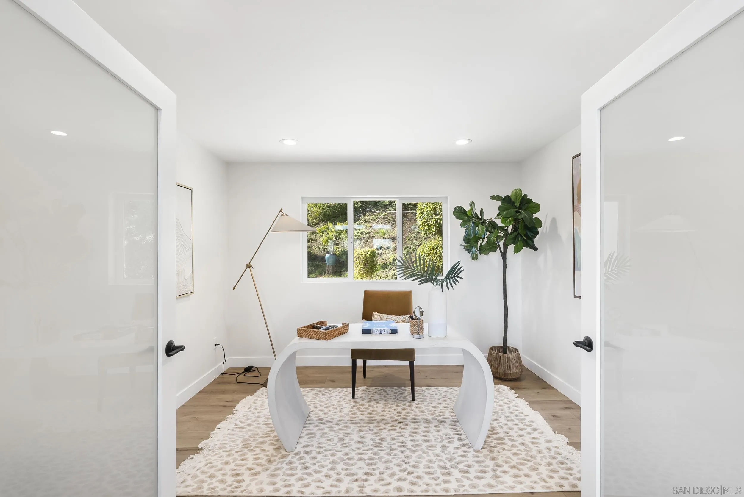 https://cdn.realtyfeed.com/cdn/127/2600015/7d6bf31041b6e99893d0e5e572f6986a.webp
