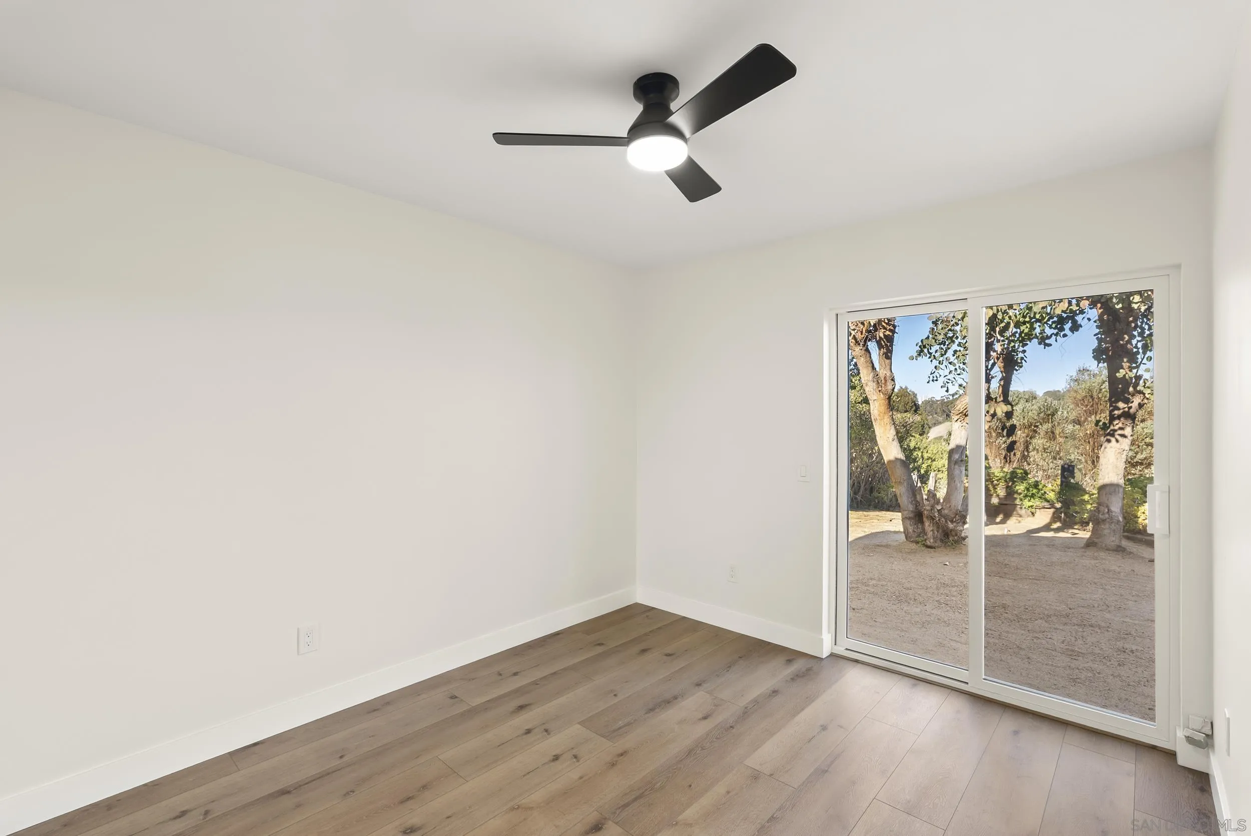 https://cdn.realtyfeed.com/cdn/127/2600015/adcea661665ad0e2a392604578f7a14f.webp