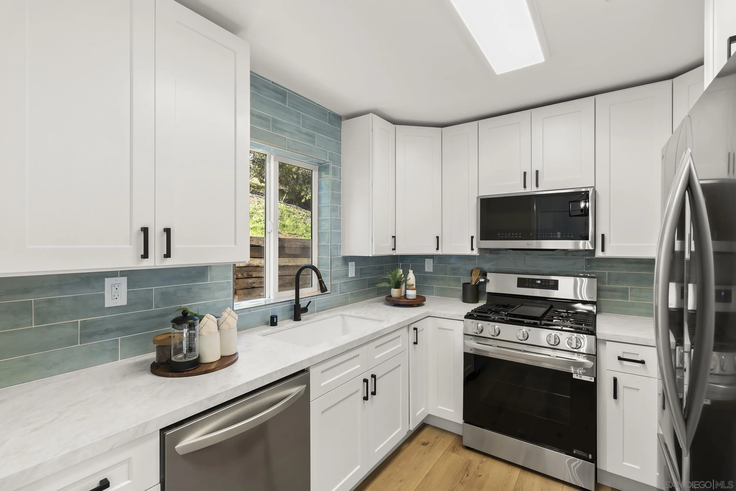 https://cdn.realtyfeed.com/cdn/127/2600015/ae7ddac31d39c63a3206973e11755053.webp