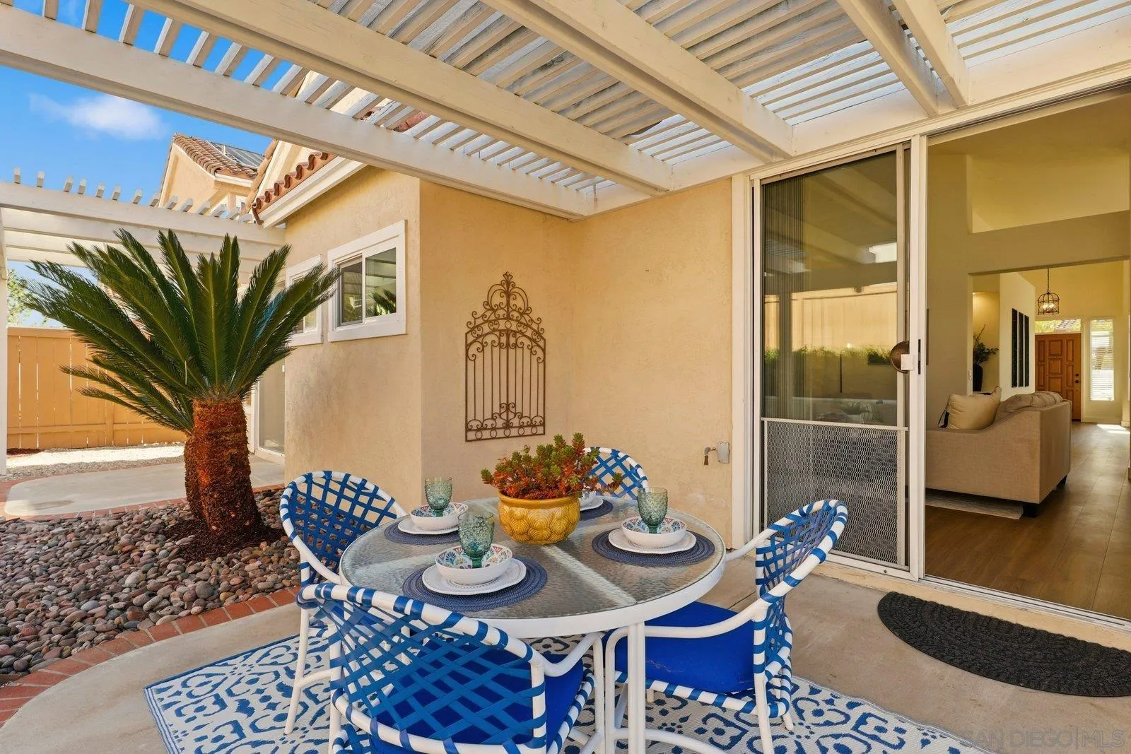 https://cdn.realtyfeed.com/cdn/127/260001501/331246545b68b1466f23eb1c77845cca.webp