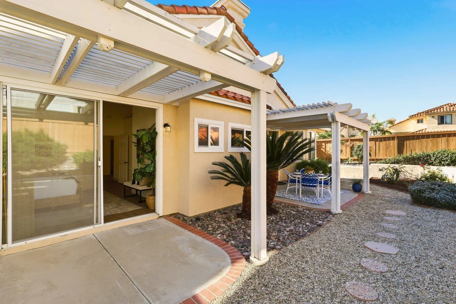 https://cdn.realtyfeed.com/cdn/127/260001501/3af59c2b463a9bf41a557526350aec12.webp