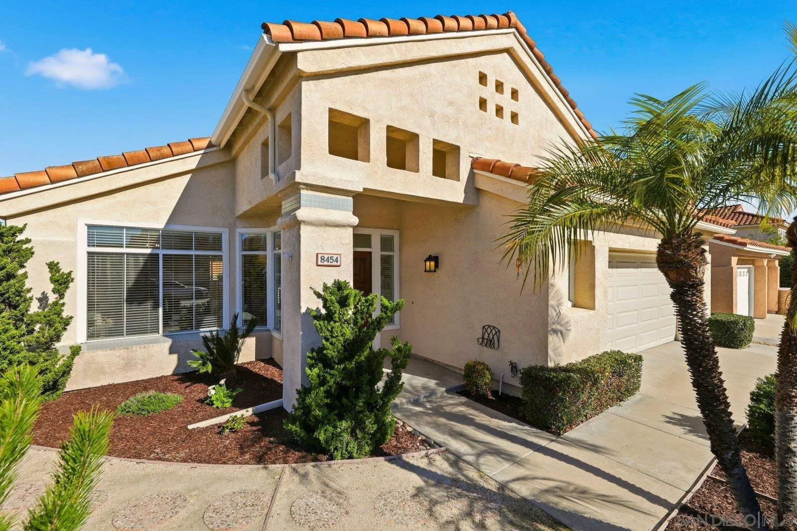 https://cdn.realtyfeed.com/cdn/127/260001501/83cb3e2234c91250a8b91cb088c9ecd7.webp