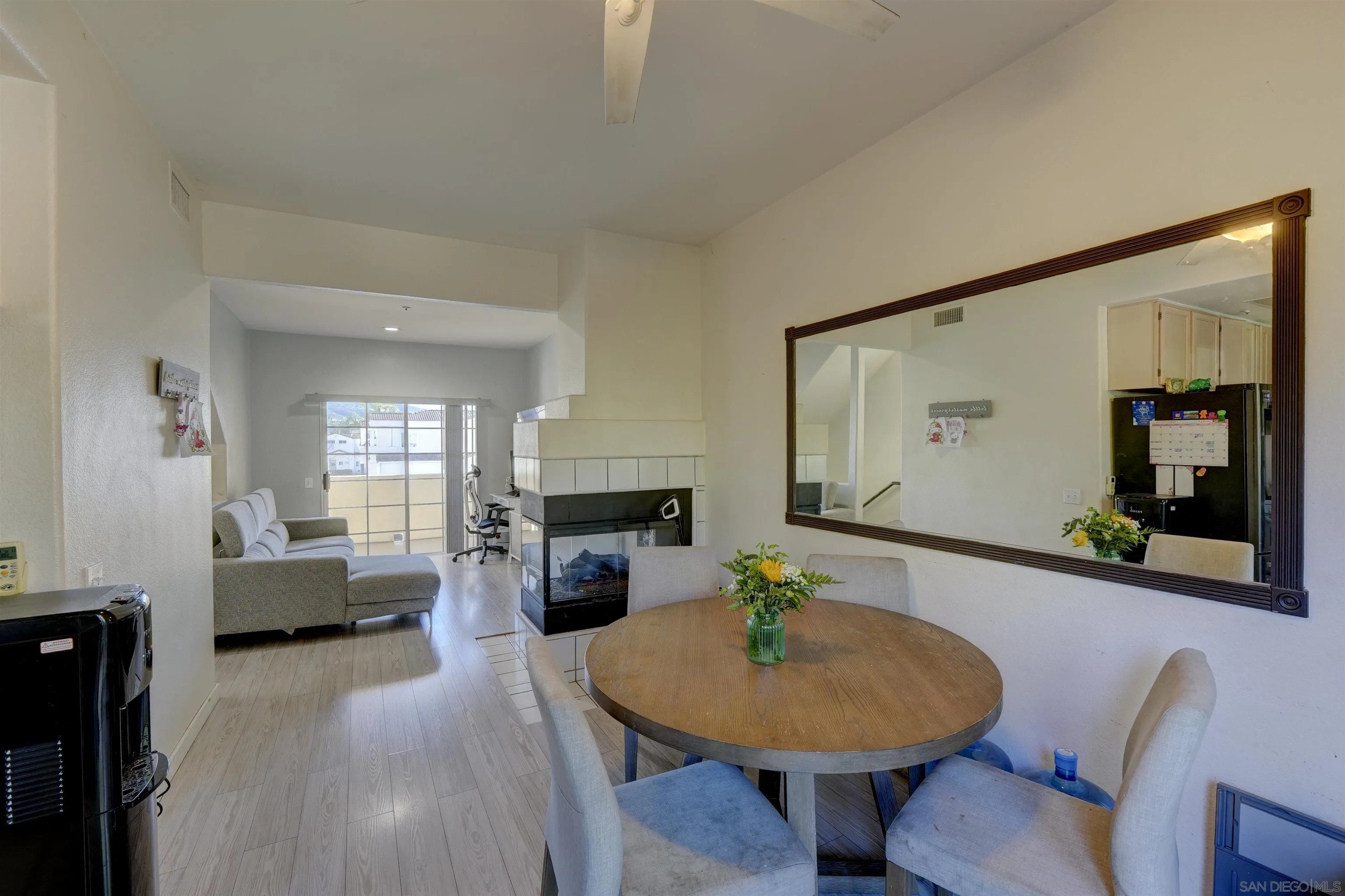 https://cdn.realtyfeed.com/cdn/127/260001502/1b73ecb2083b7f5cd125341292b70b3b.webp