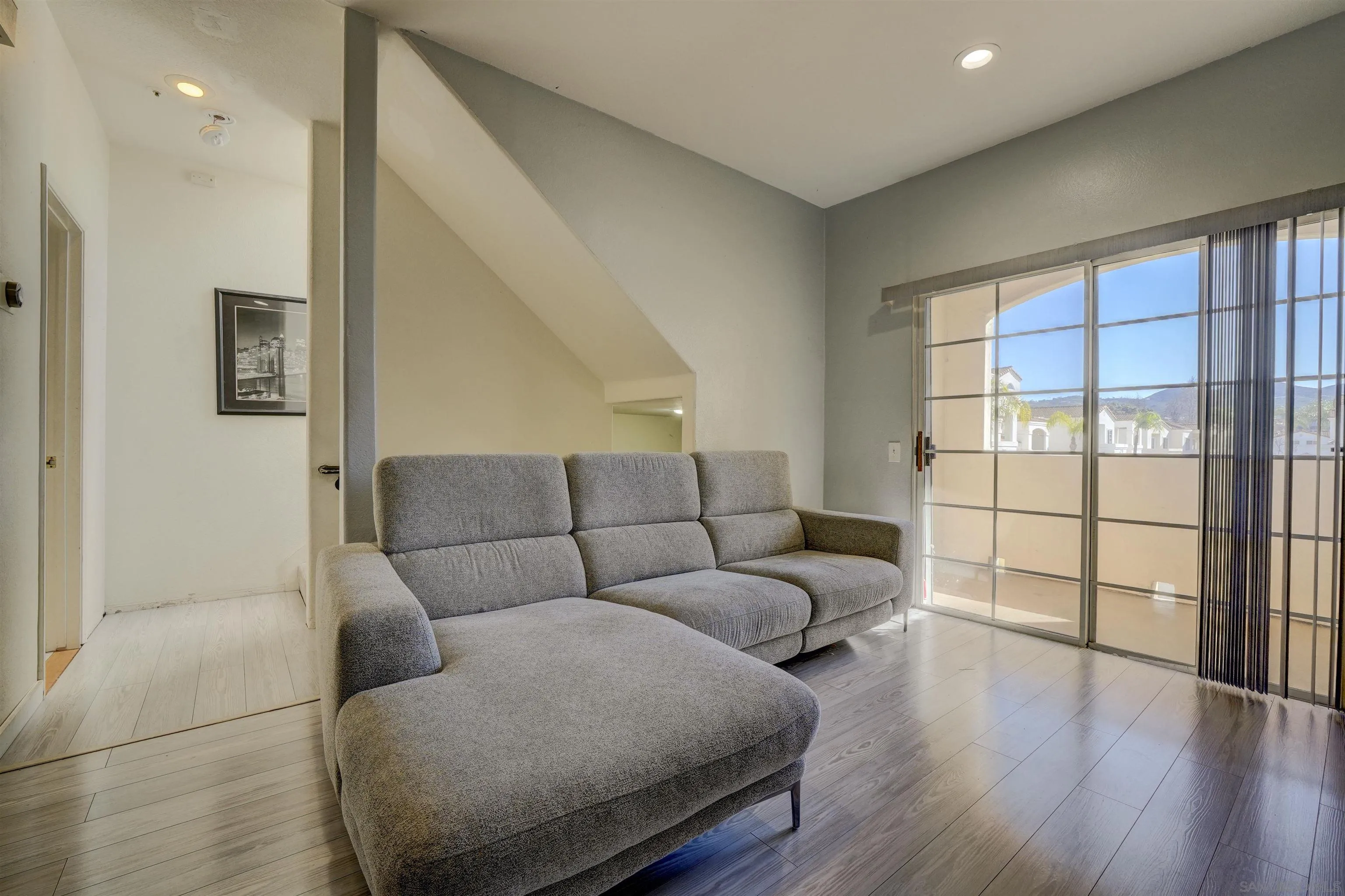 https://cdn.realtyfeed.com/cdn/127/260001502/3286bad05780cce842e10e9a0fd68642.webp