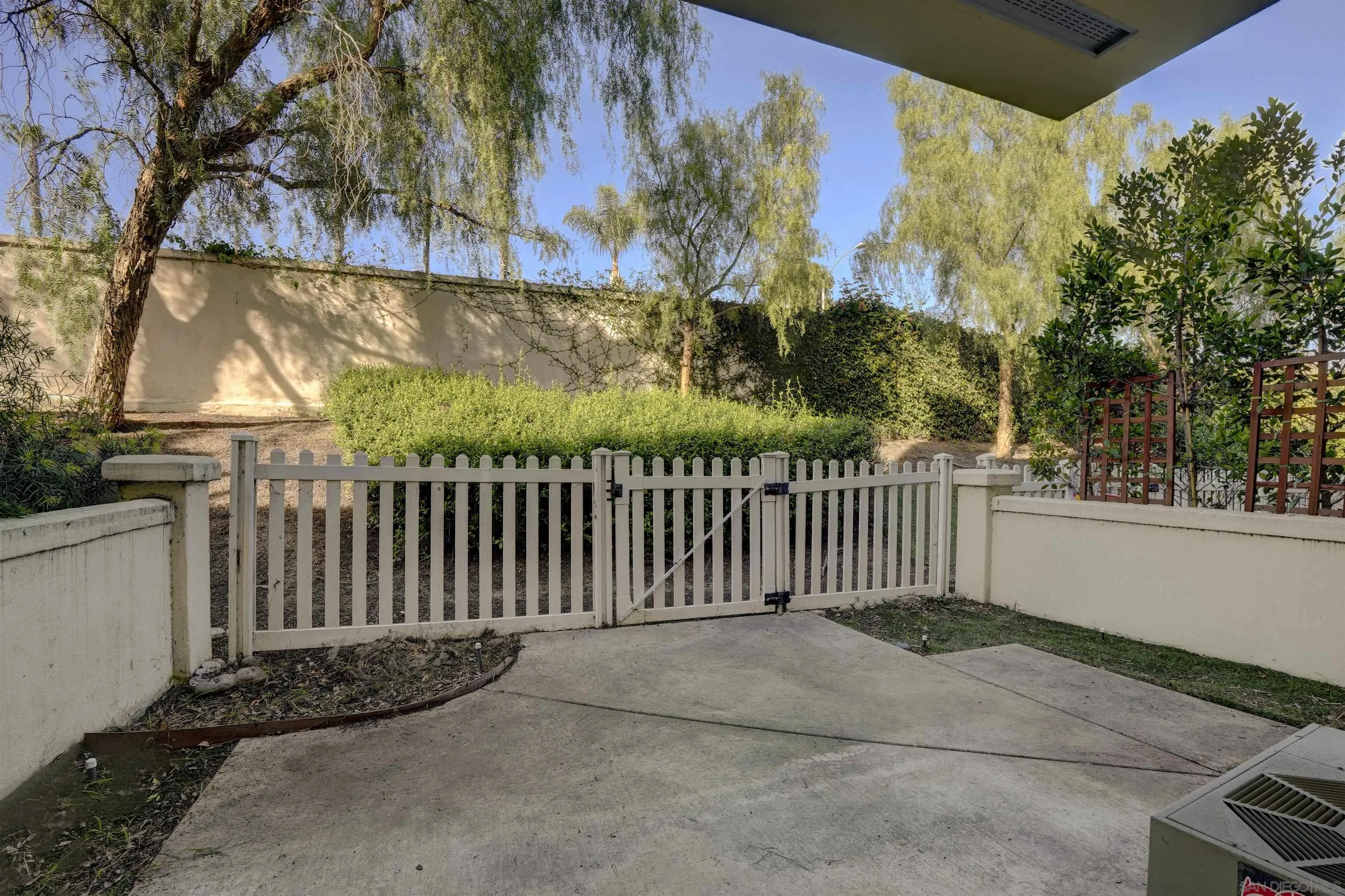 https://cdn.realtyfeed.com/cdn/127/260001502/af0968285b1311777eba9a76ef4069d6.webp