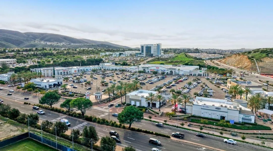 https://cdn.realtyfeed.com/cdn/127/260001502/e67952adf4ed30406984d0aa84eca463.webp