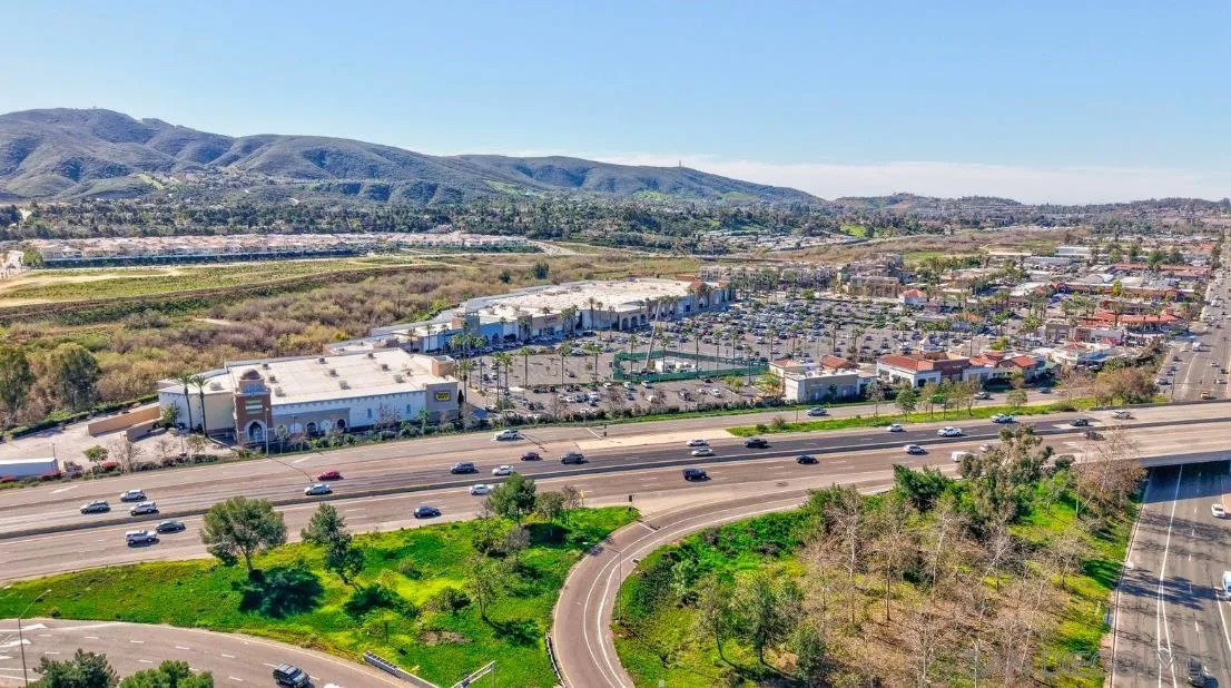 https://cdn.realtyfeed.com/cdn/127/260001502/f2ca707a501b0b958a255645d66beb50.webp