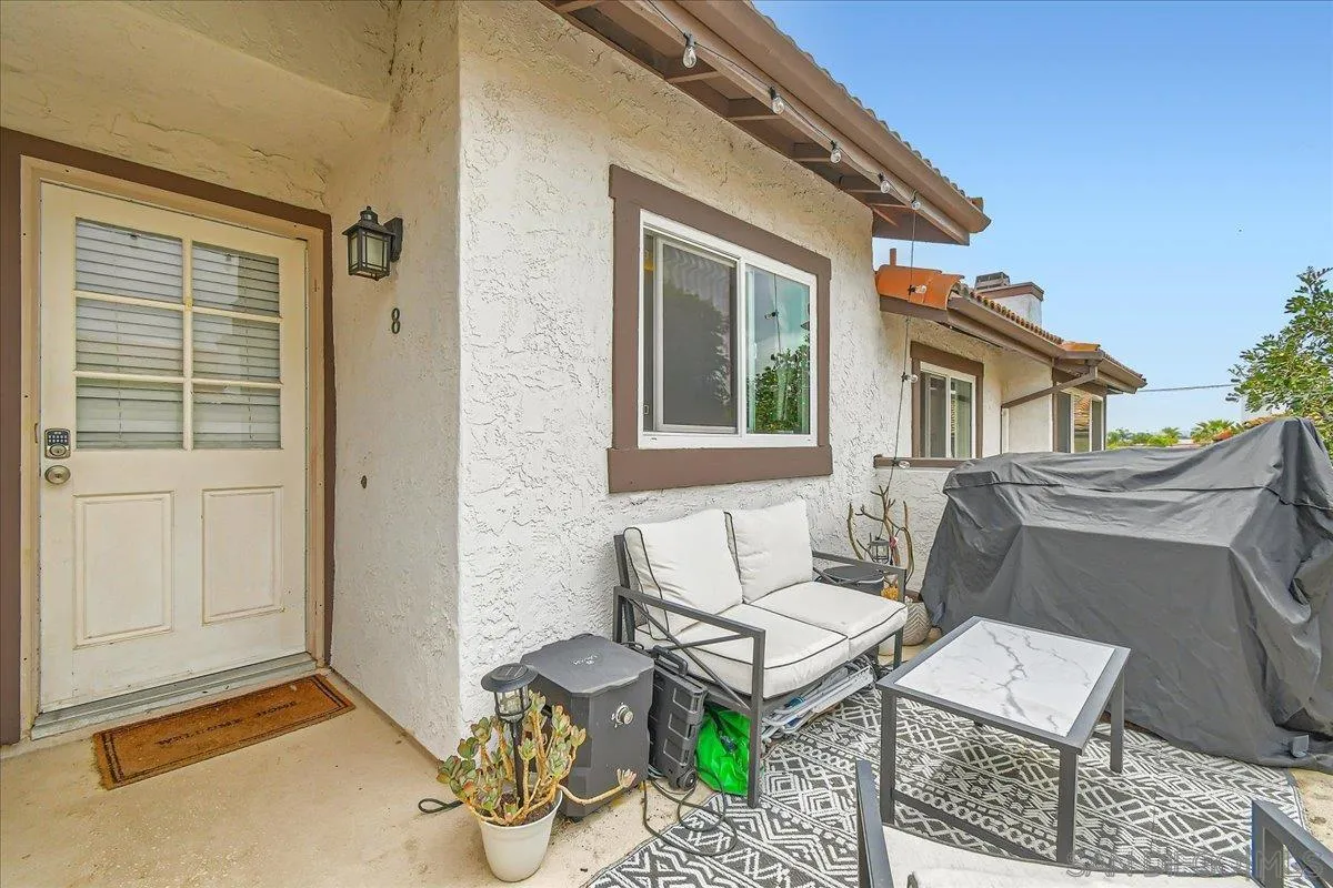 https://cdn.realtyfeed.com/cdn/127/260001503/3427365addce01614937b2400bb64820.webp