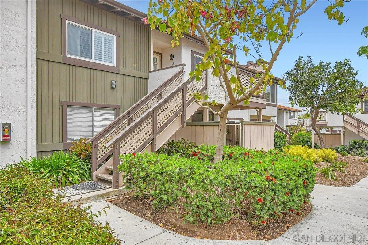 https://cdn.realtyfeed.com/cdn/127/260001503/5a9c84a3bdac420d88189254f3cc4840.webp