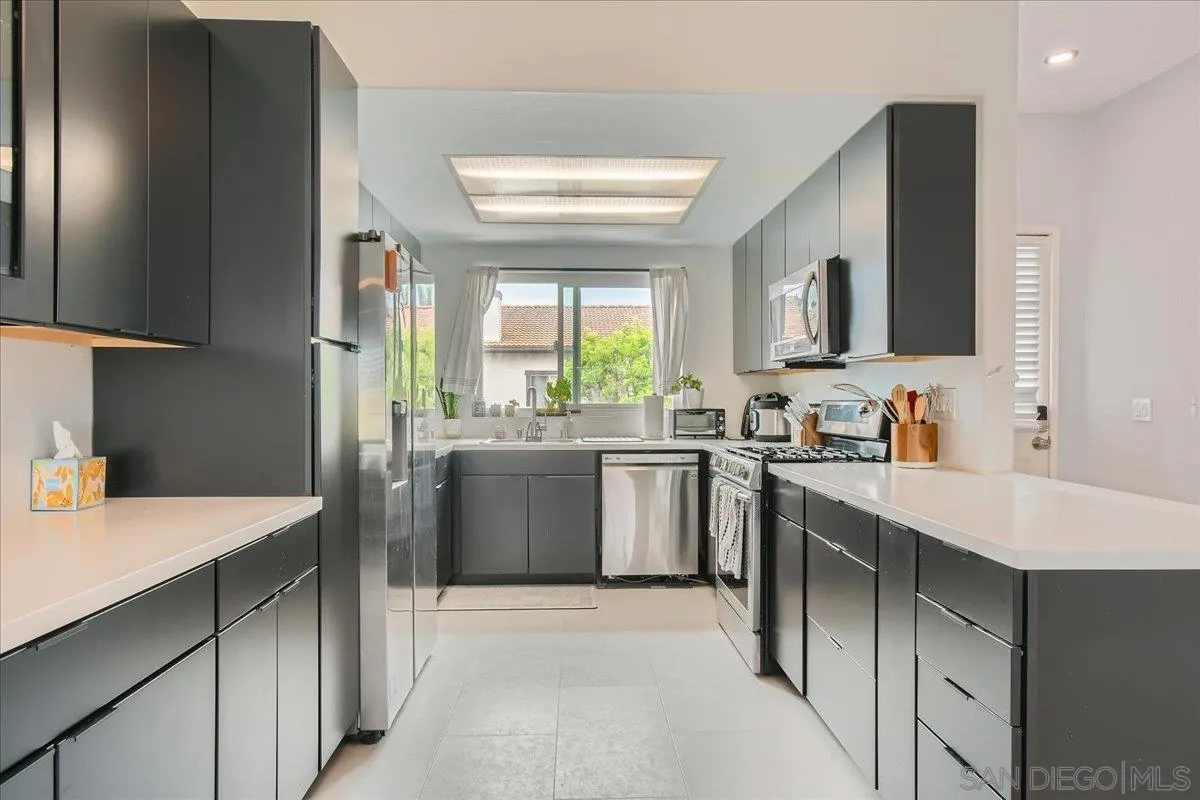 https://cdn.realtyfeed.com/cdn/127/260001503/bbb78aca55685b48cdd29fff9a8827b3.webp