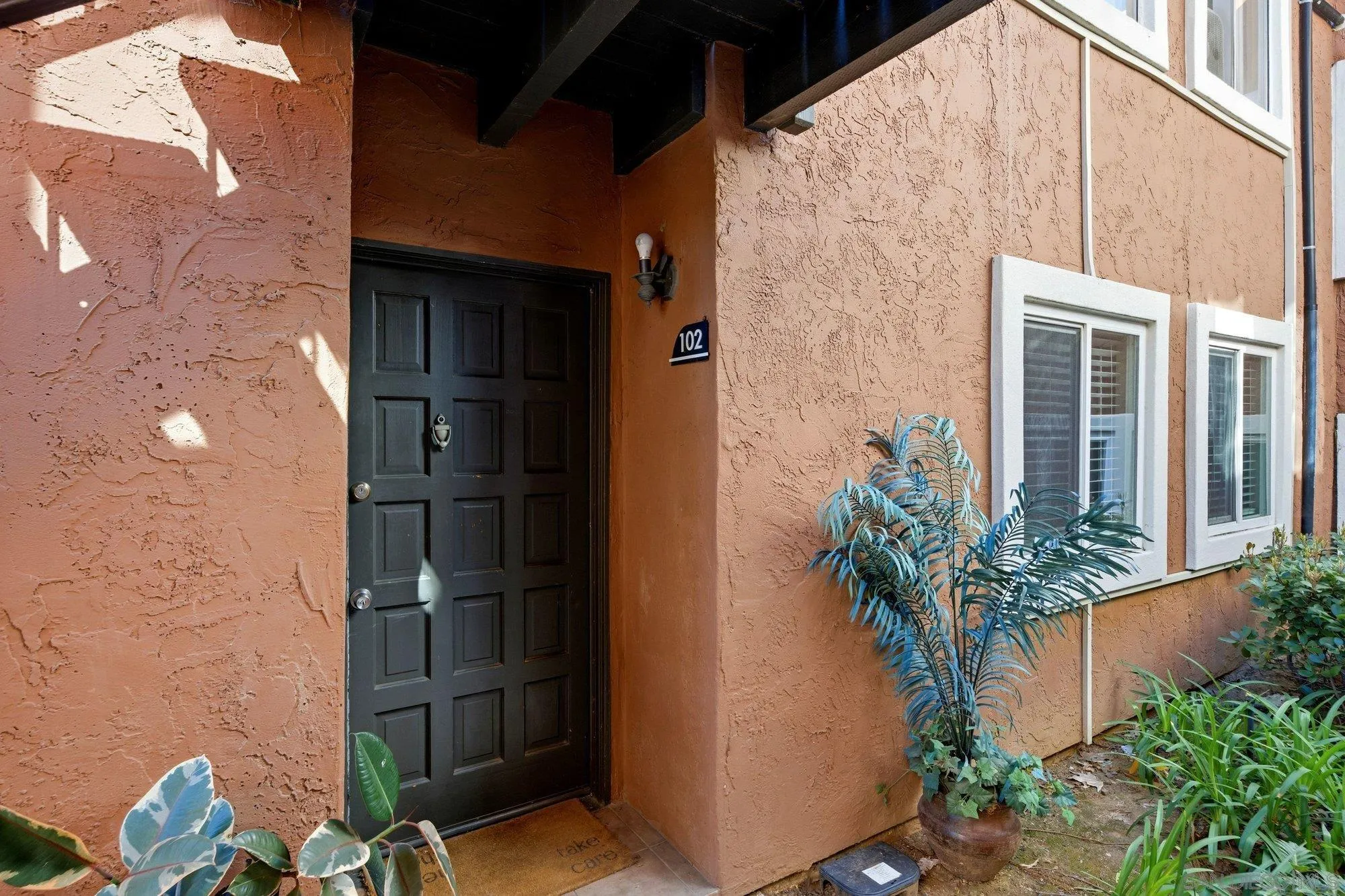 Photo #3: 260001508 Listing: Photo #3