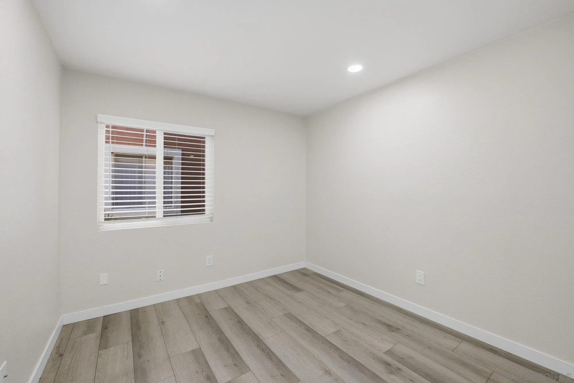Photo #14: 260001508 Listing: Photo #14