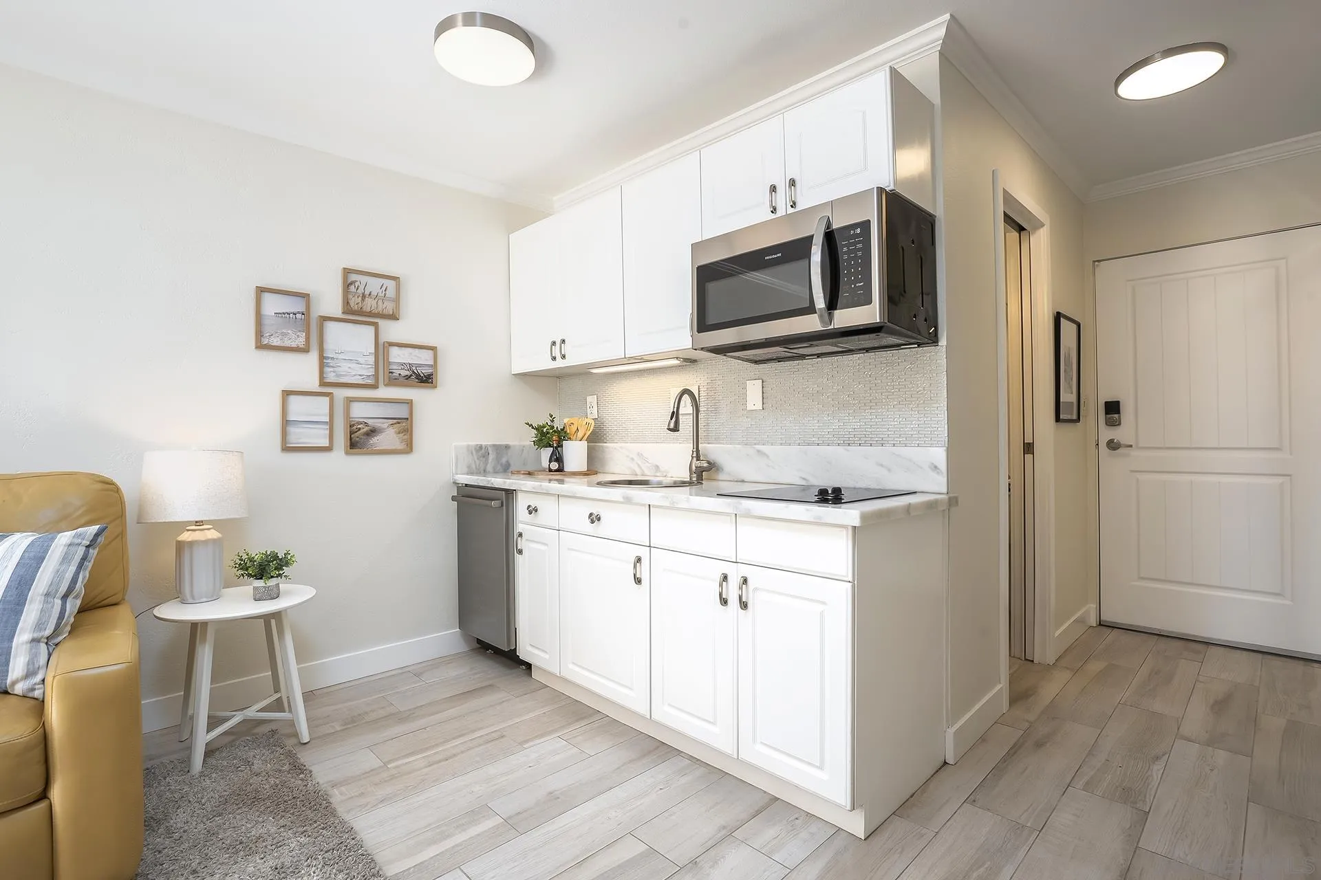 https://cdn.realtyfeed.com/cdn/127/260001510/09b132eae067dafa7c2897a7d933e2fe.webp
