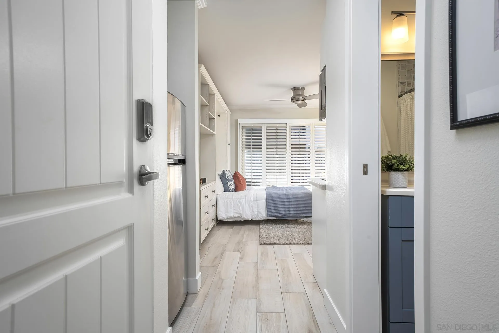 https://cdn.realtyfeed.com/cdn/127/260001510/184a2684b028f3183d5dbca6578c6180.webp