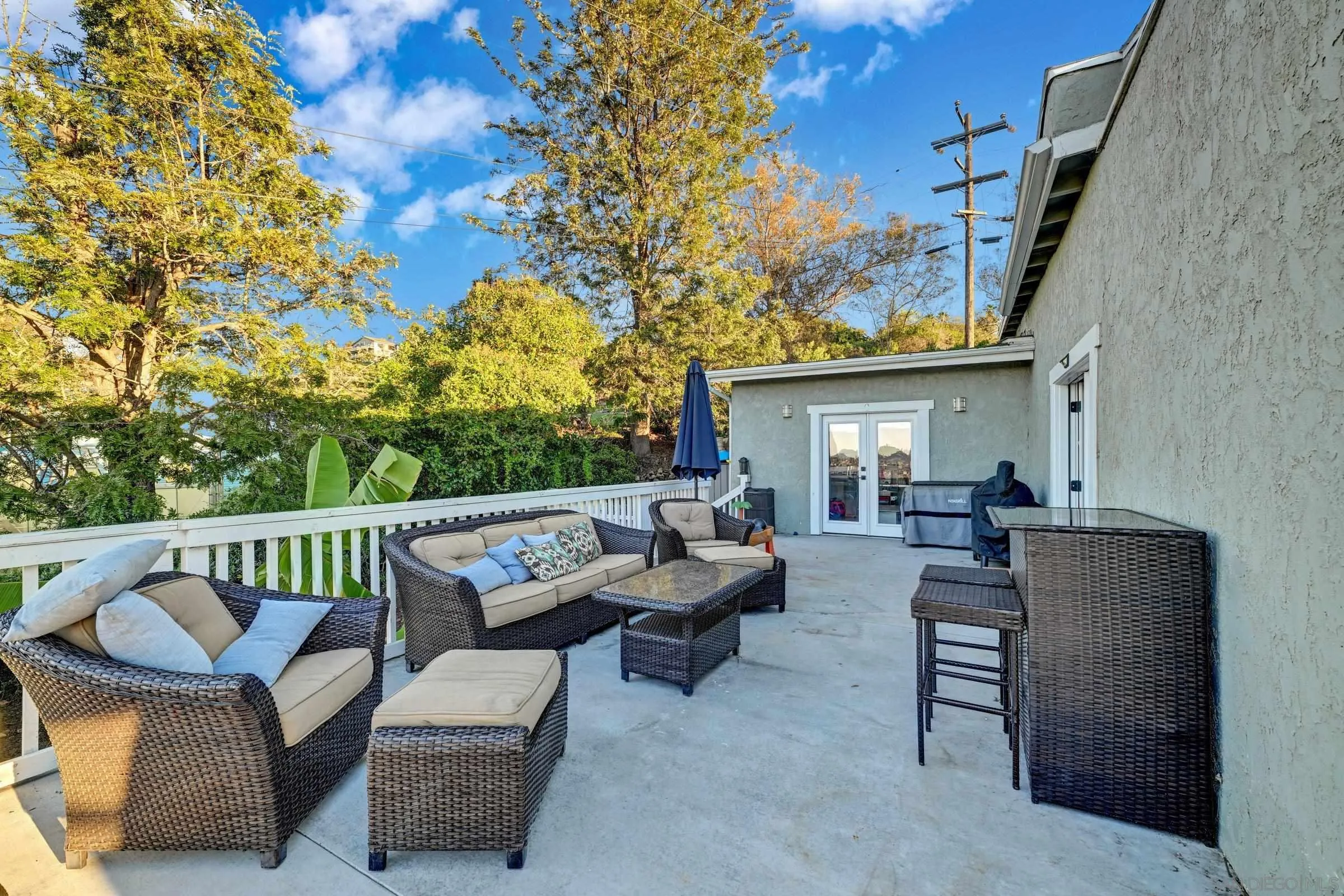https://cdn.realtyfeed.com/cdn/127/260001519/633475295d50198bd6dd0be7b51656a0.webp