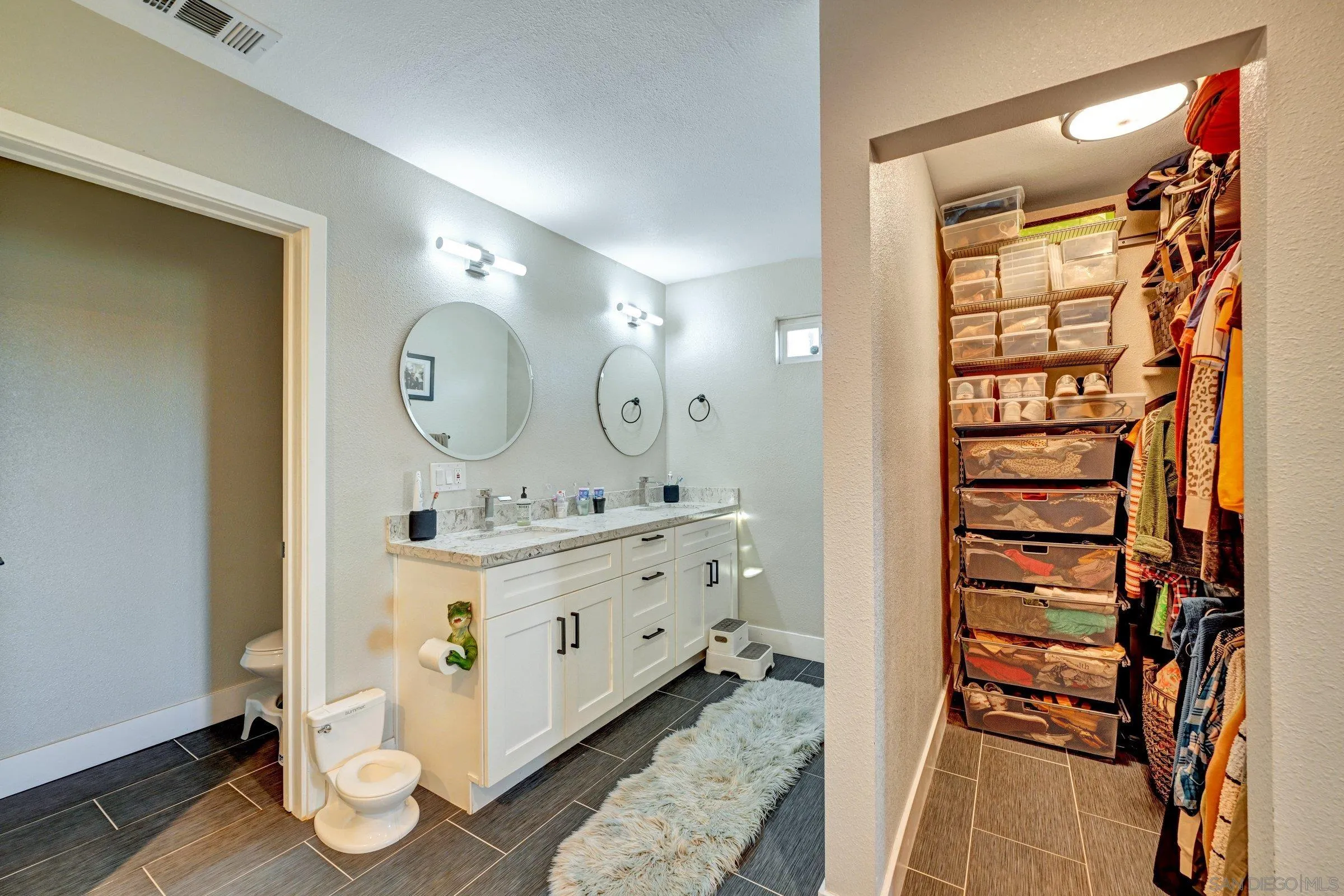 https://cdn.realtyfeed.com/cdn/127/260001519/9cff6c46a68865a10be845e8feacc4b4.webp