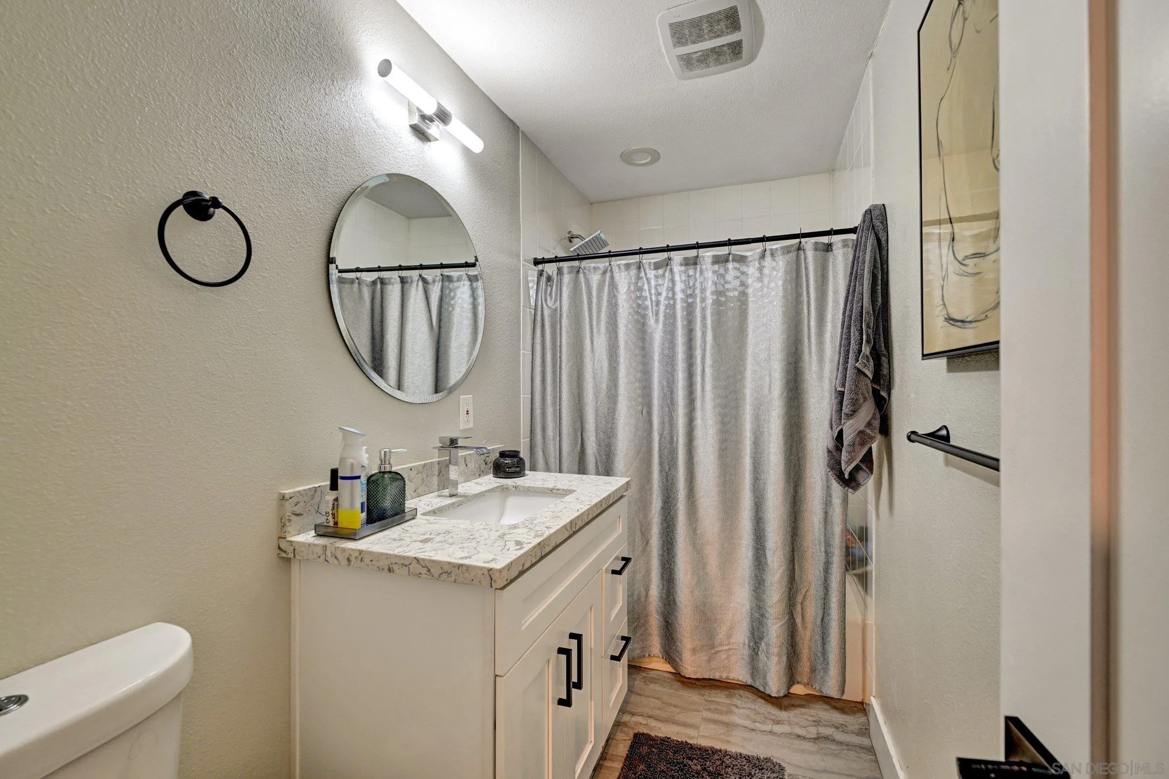https://cdn.realtyfeed.com/cdn/127/260001519/9e130bf96b834f847e69eb3f6acab6bc.webp