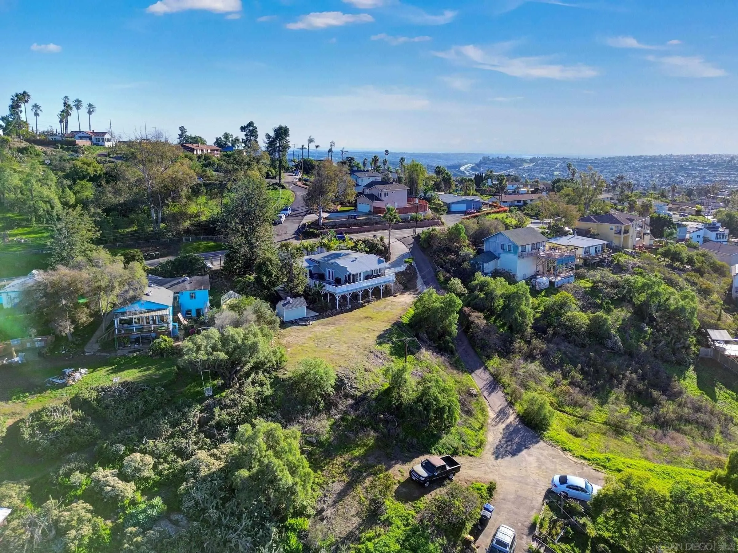 https://cdn.realtyfeed.com/cdn/127/260001519/f490239ffe9cc87ed962d62b0e647974.webp