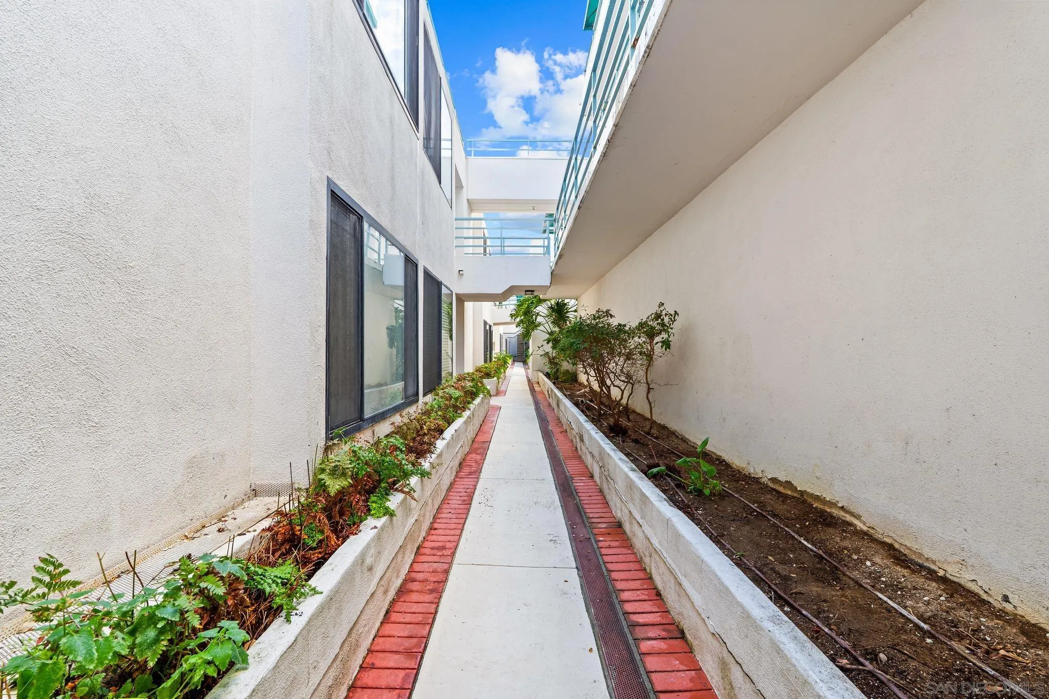 https://cdn.realtyfeed.com/cdn/127/260001522/7c87f51a519cc0082478d1149e795a55.webp