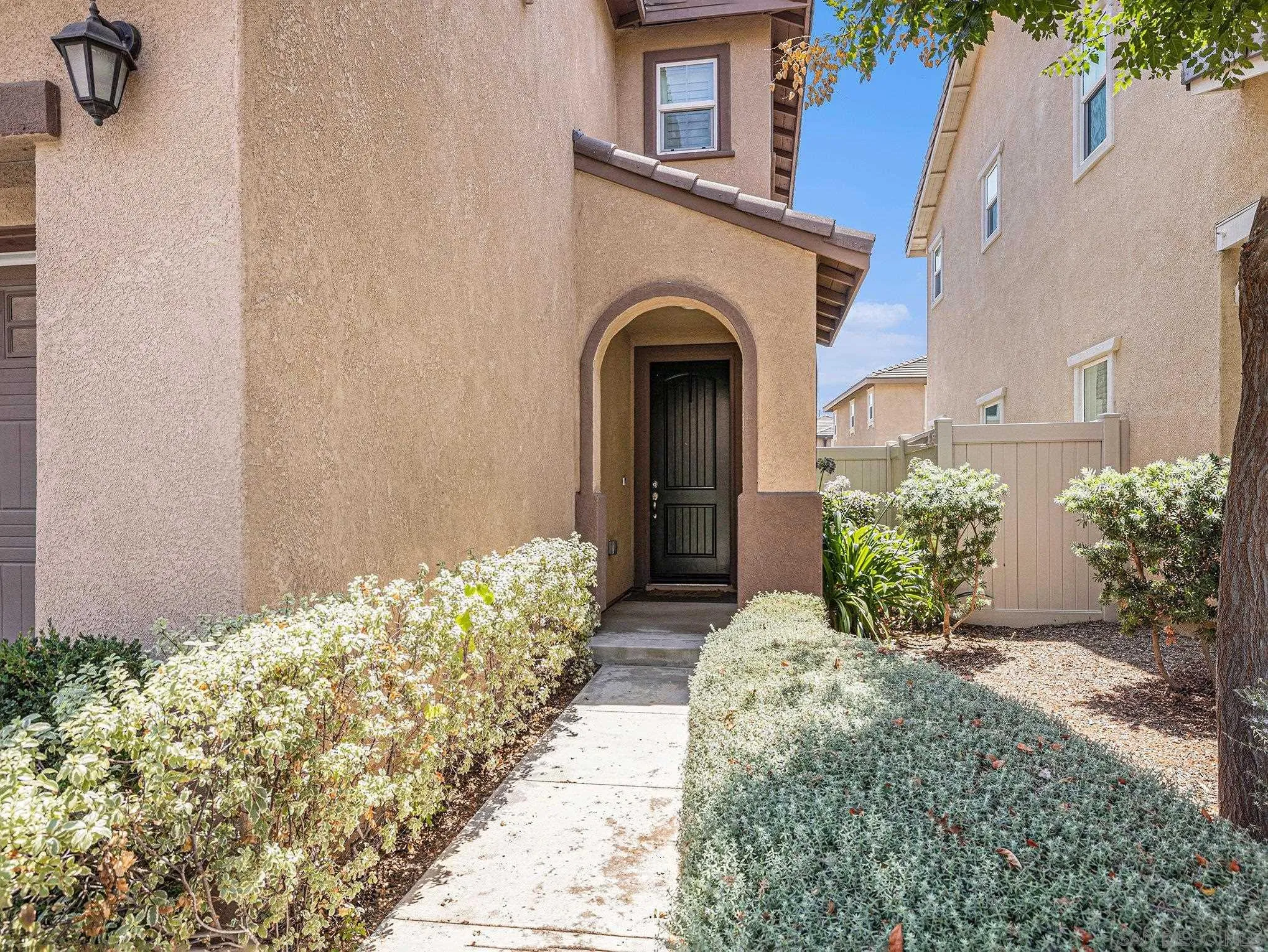 https://cdn.realtyfeed.com/cdn/127/260001530/7644d242af0b1d84767dbbf35915cc9d.webp