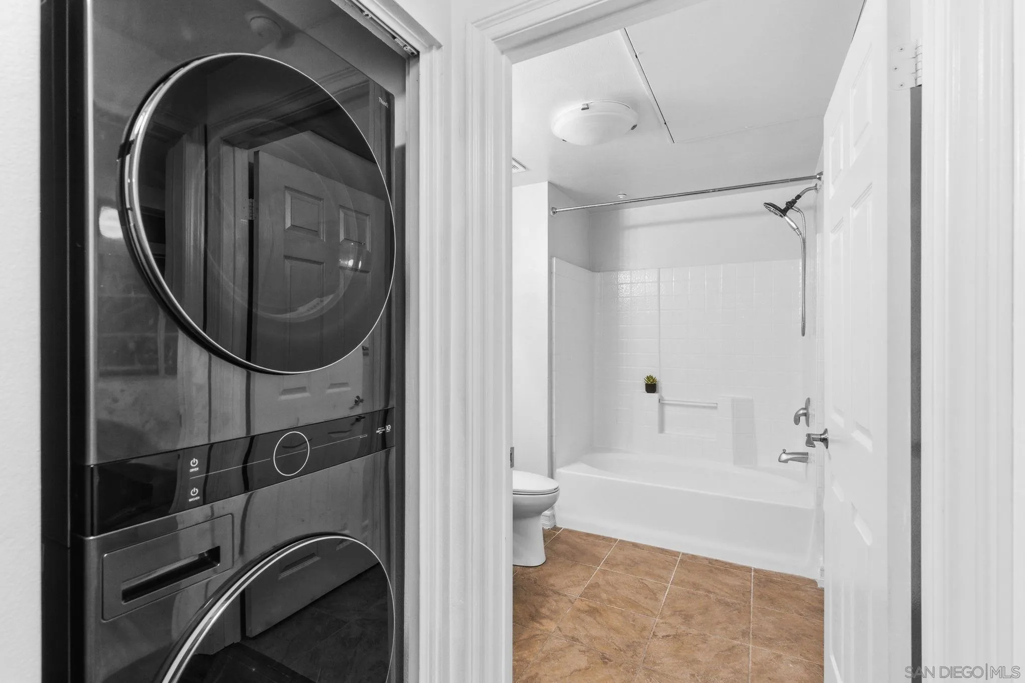 Photo #19: 260001531 Listing: Photo #19