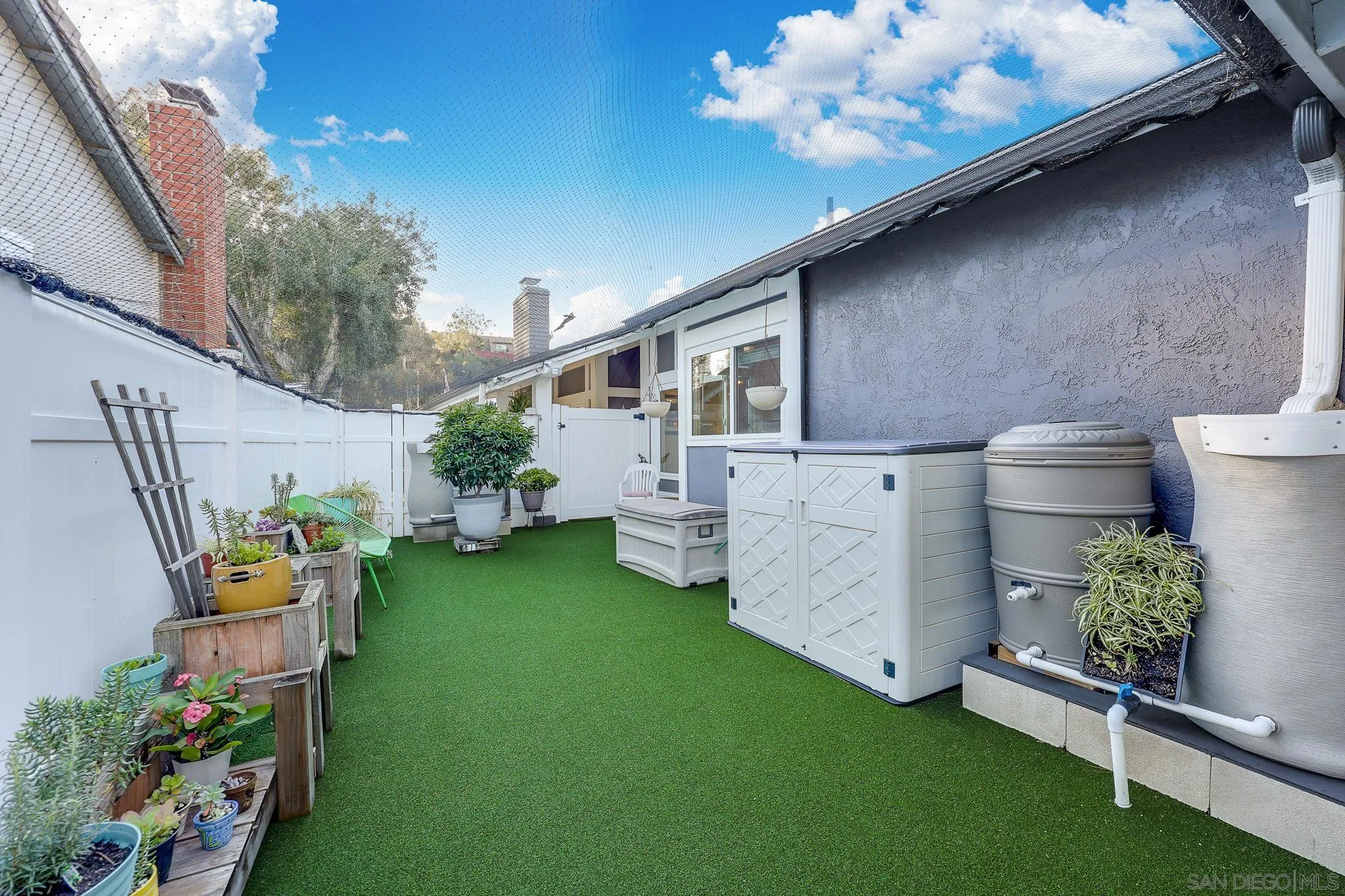https://cdn.realtyfeed.com/cdn/127/260001536/101a36eea3c10ae34539ebab3802d213.webp