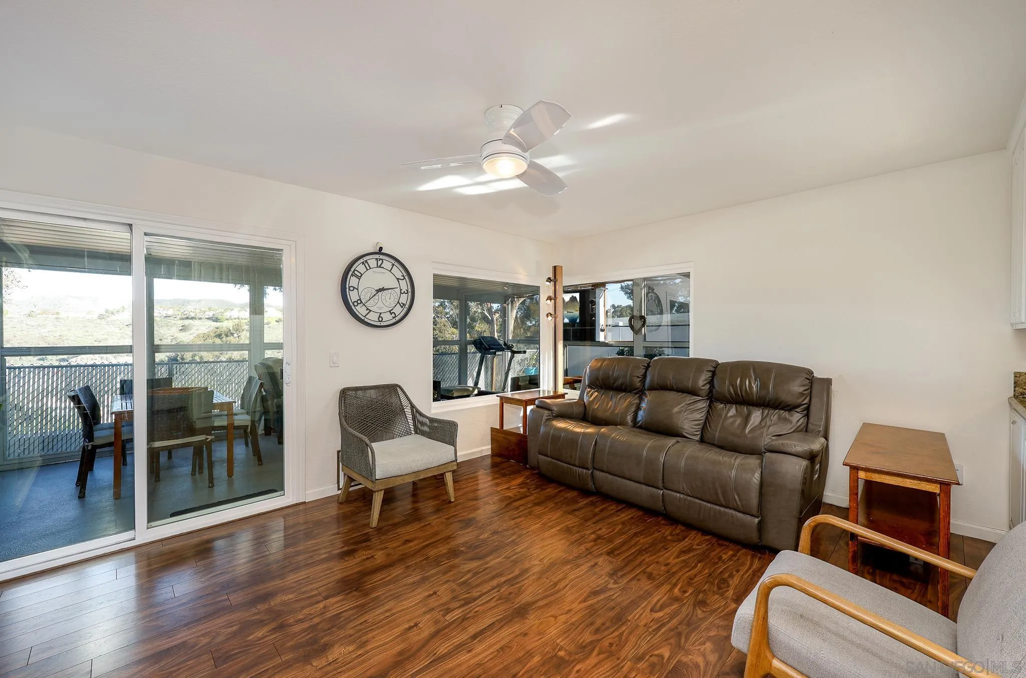 https://cdn.realtyfeed.com/cdn/127/260001536/59817f404c21e3643593a457b296db25.webp