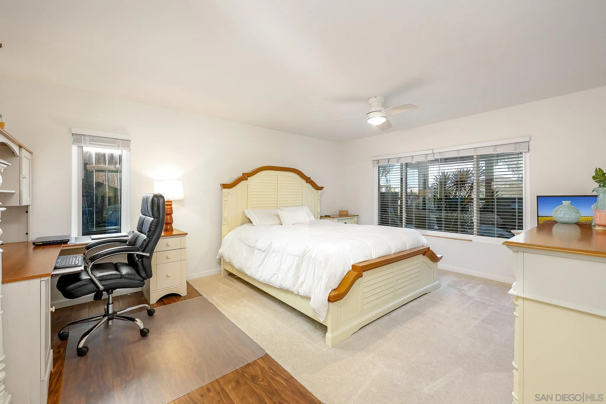 https://cdn.realtyfeed.com/cdn/127/260001536/67c0cf390ebd54c8ba21f5d343f520d4.webp