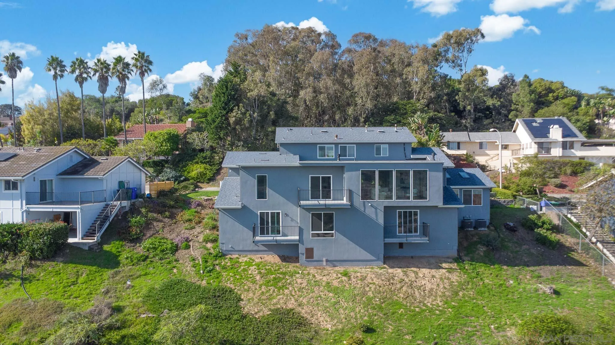 https://cdn.realtyfeed.com/cdn/127/260001537/153ebd40e819dcb1355173926def1e64.webp