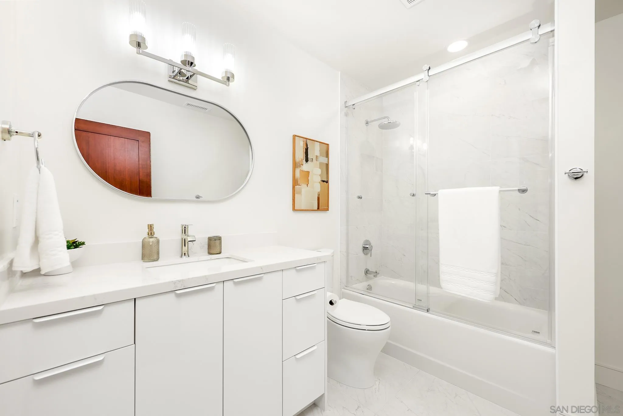 https://cdn.realtyfeed.com/cdn/127/260001537/8afb388621294042a40218a5b610034c.webp