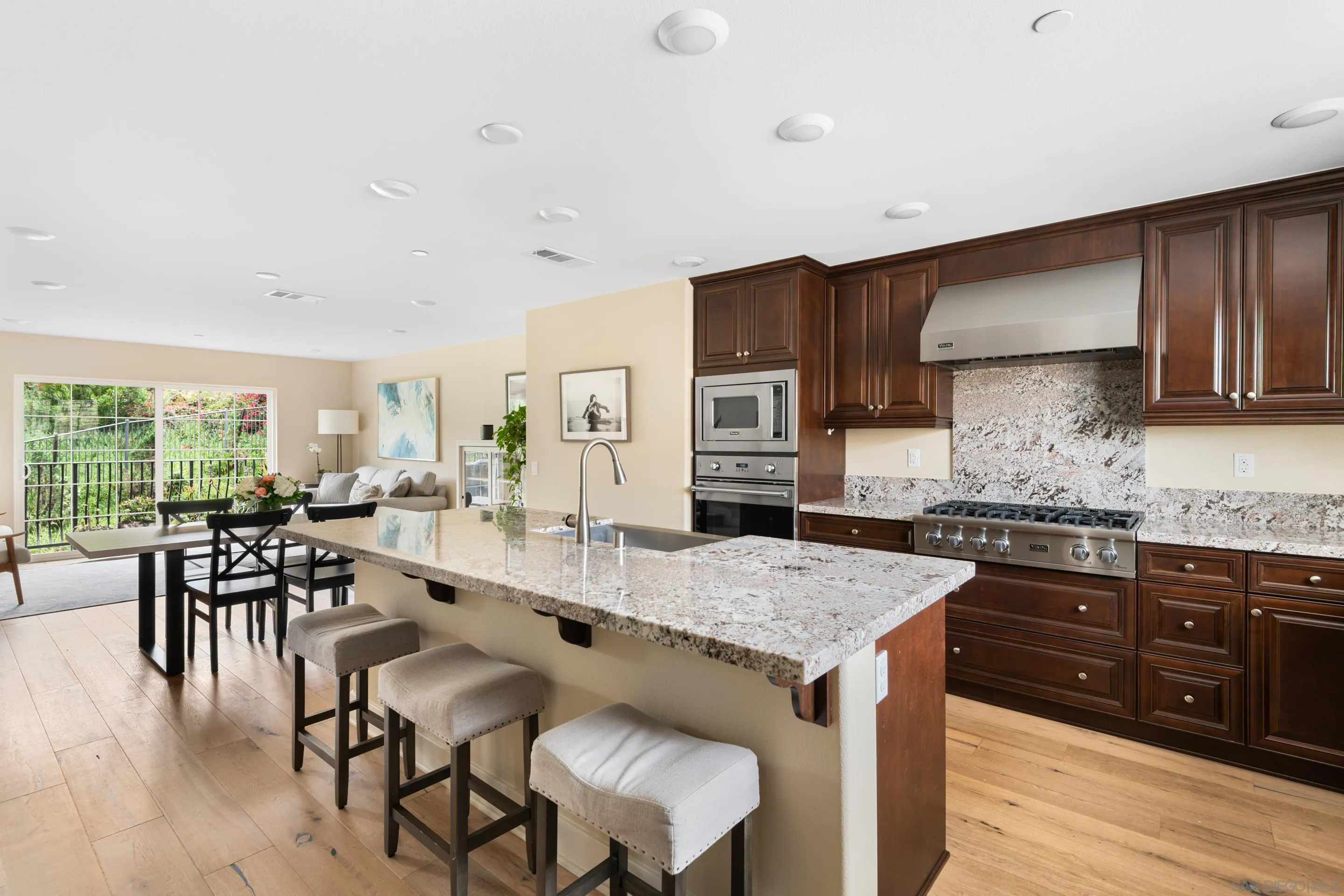 Photo #7: 260001538 Listing: Photo #7