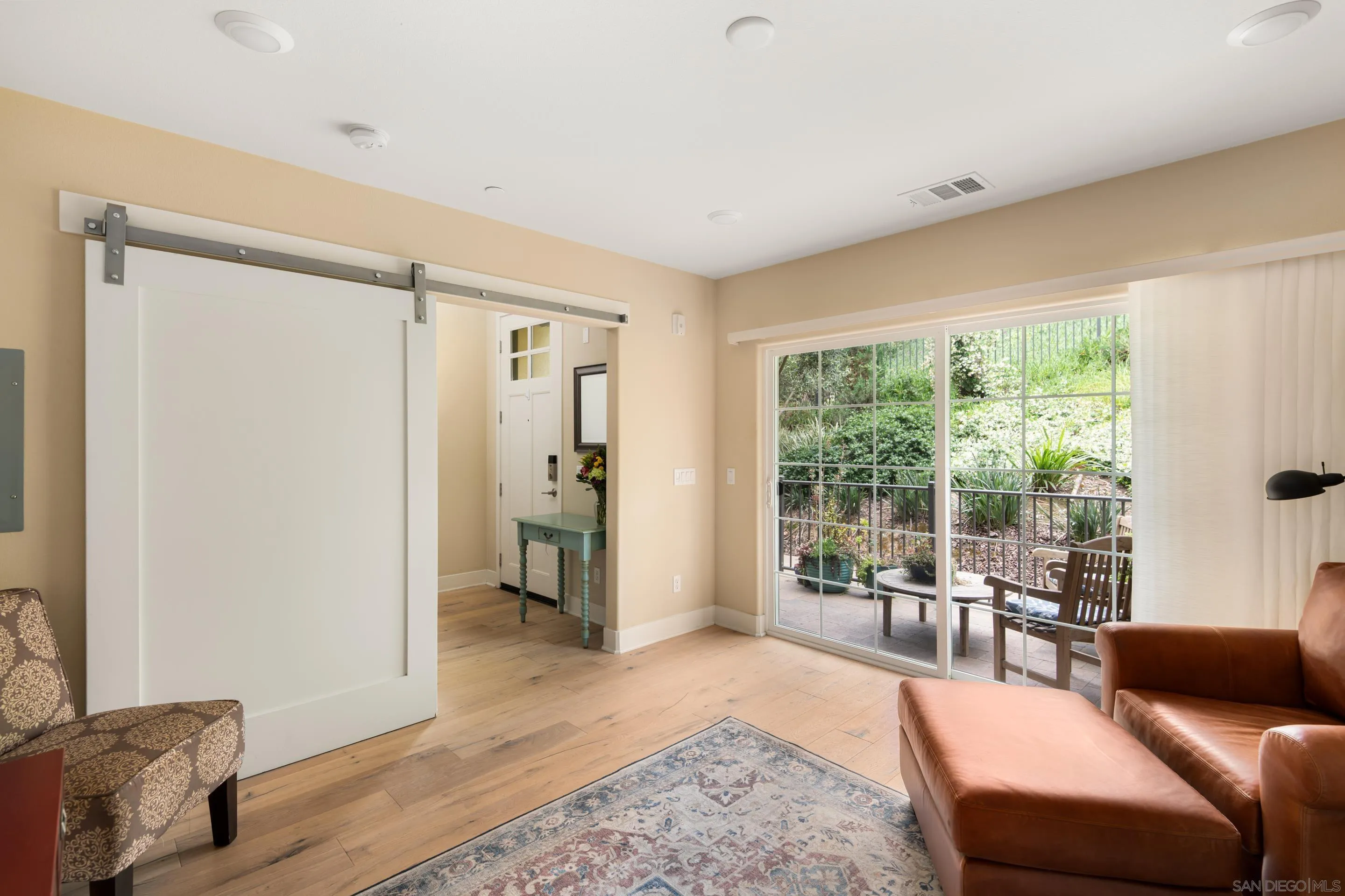 Photo #3: 260001538 Listing: Photo #3