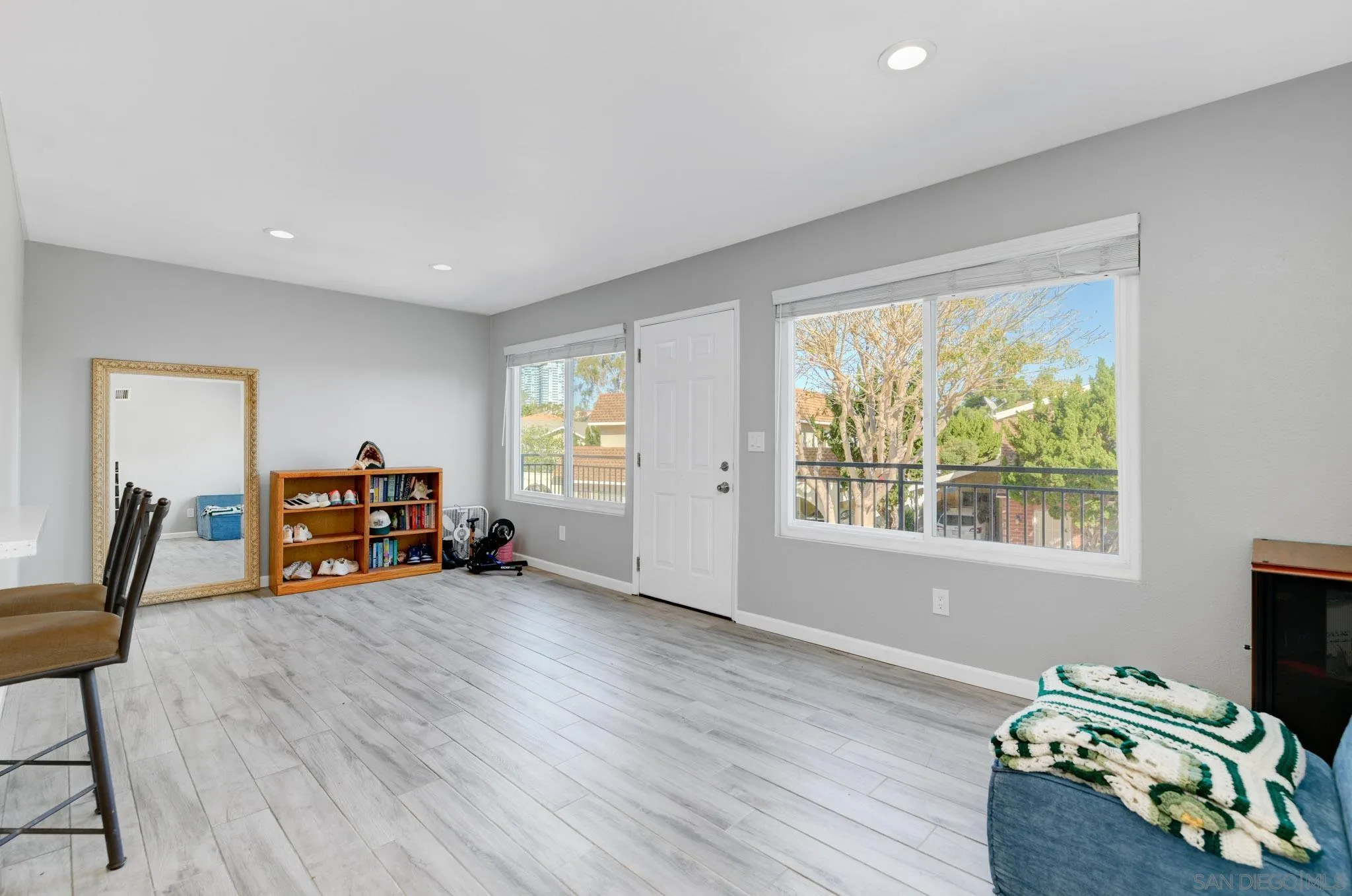 Photo #2: 260001539 Listing: Photo #2