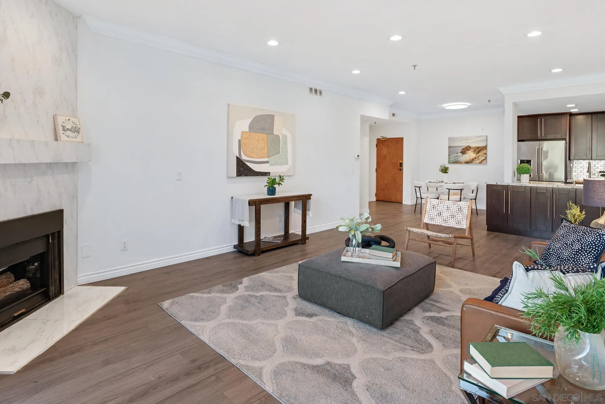 Photo #6: 260001542 Listing: Photo #6