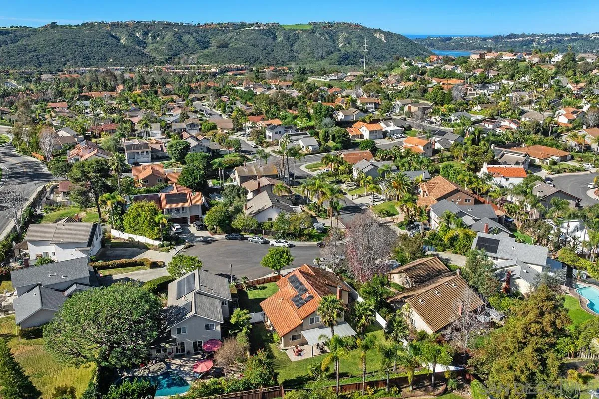 https://cdn.realtyfeed.com/cdn/127/260001543/7fddeaa1b29e723ab525b487226c843a.webp