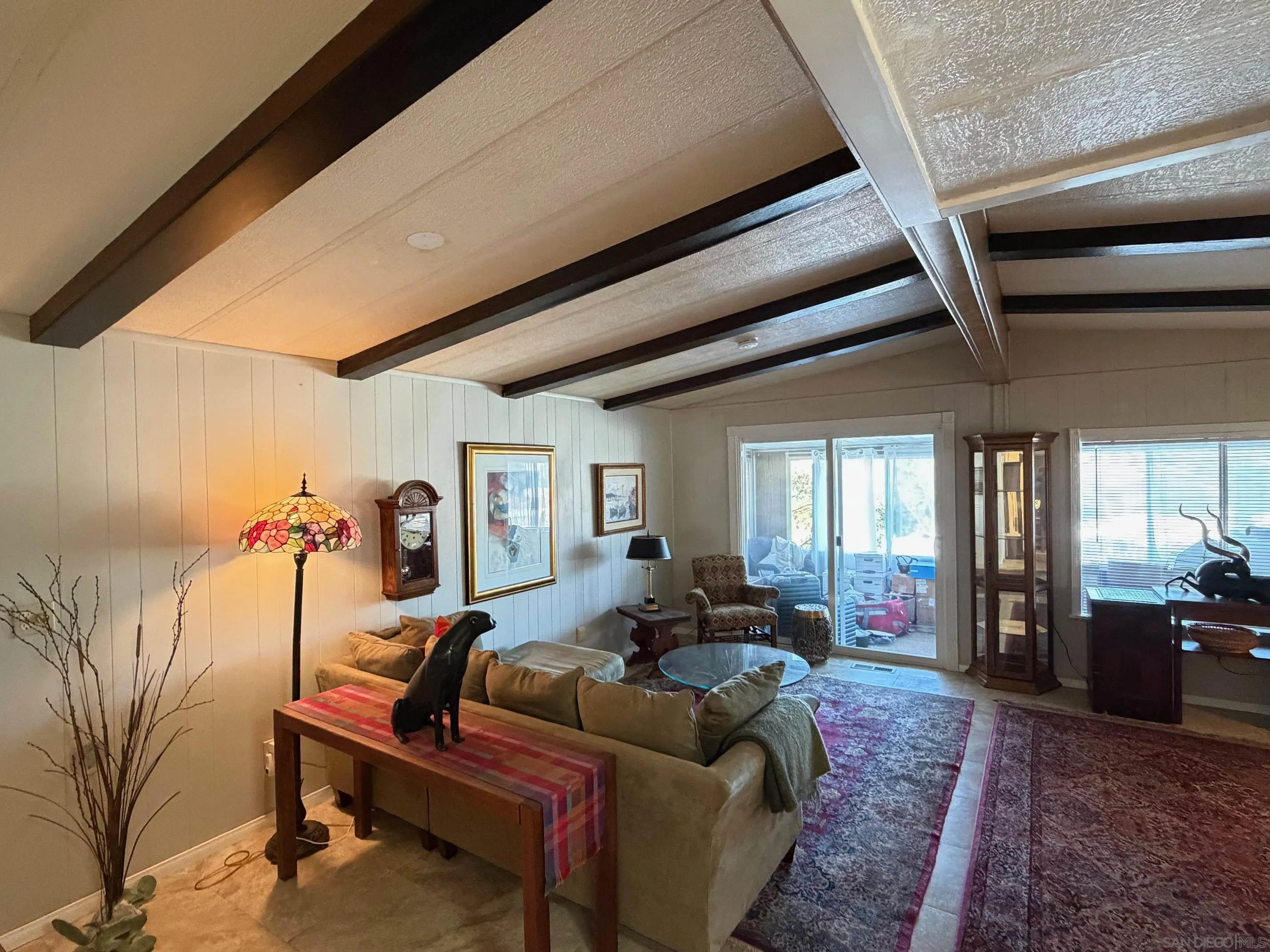 https://cdn.realtyfeed.com/cdn/127/260001544/52a7b5e2d7111f5e3a13fb8558b7f543.webp