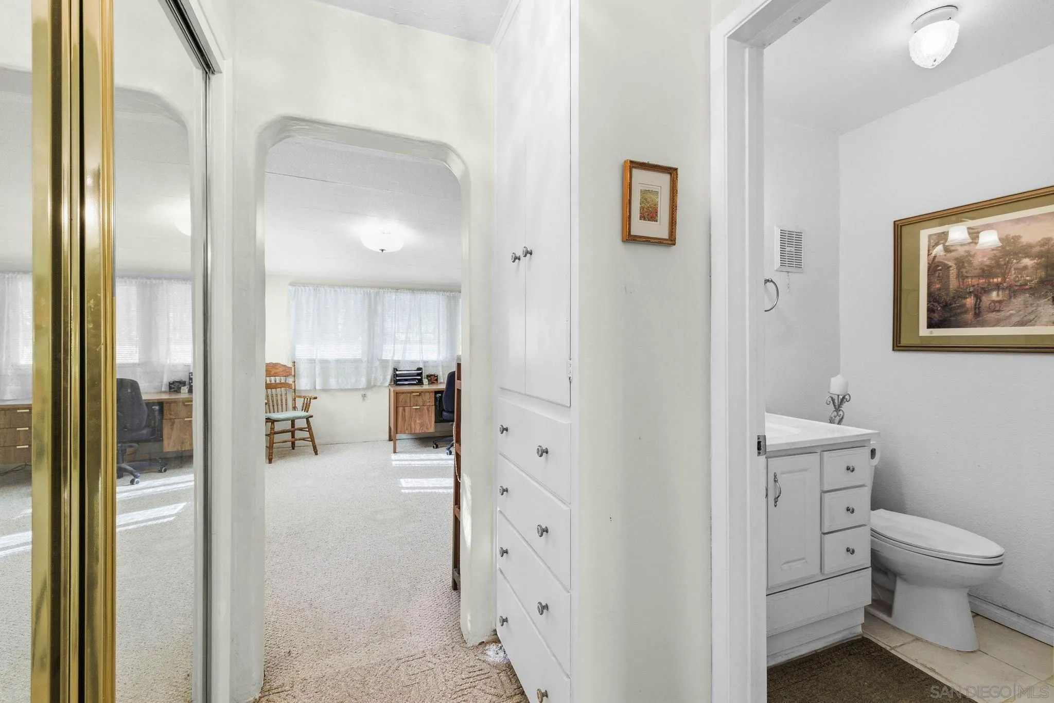 https://cdn.realtyfeed.com/cdn/127/260001546/0f220d6b395971298cd6e885359d13c5.webp