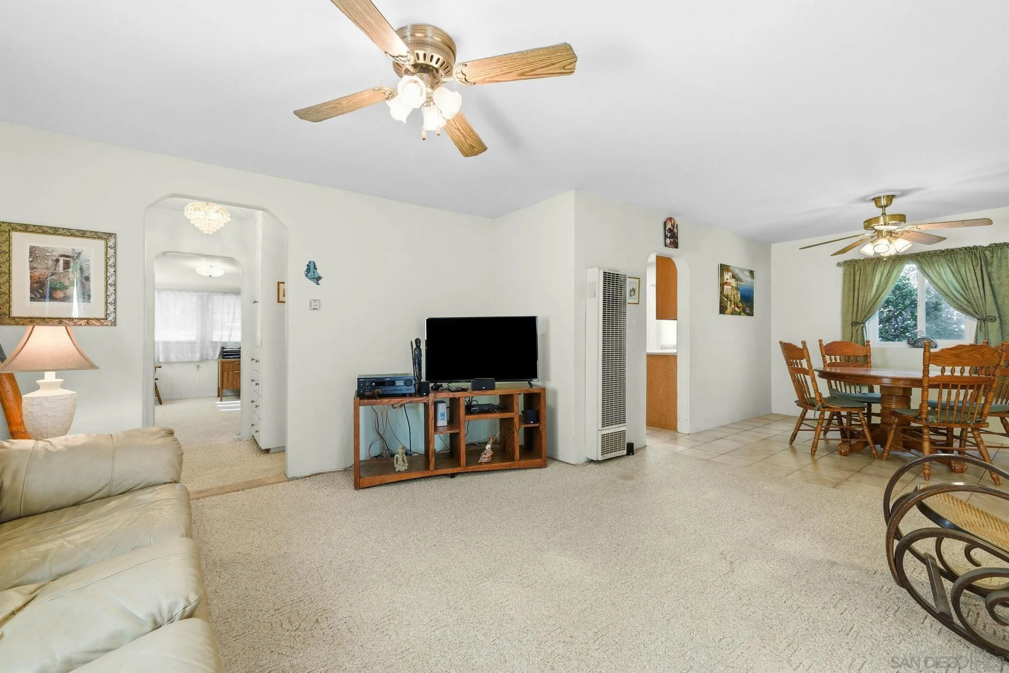 https://cdn.realtyfeed.com/cdn/127/260001546/3a325d142929015dc3301add30e23736.webp