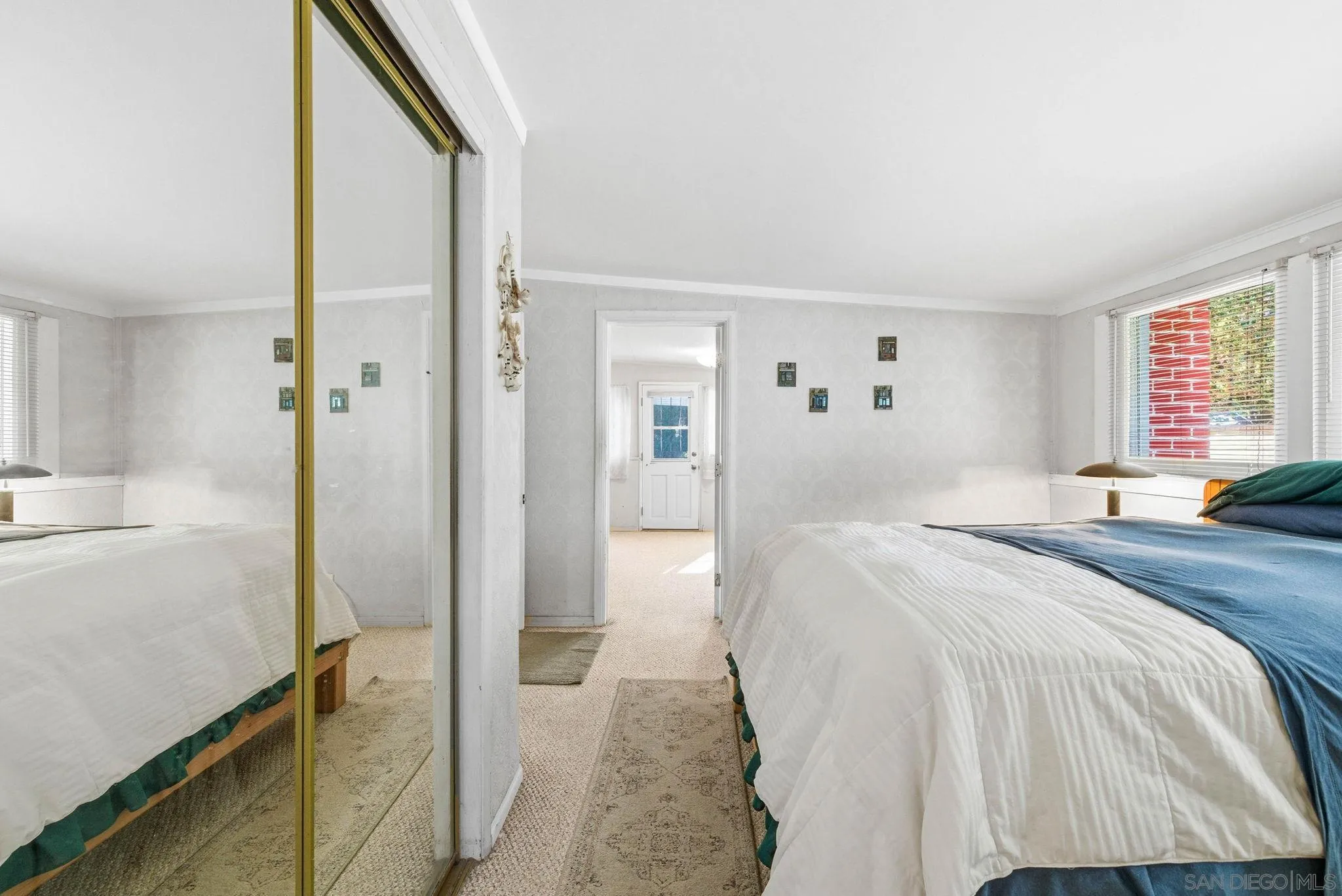 https://cdn.realtyfeed.com/cdn/127/260001546/7e5e48c1a5891c3ae78b3e1070662f53.webp