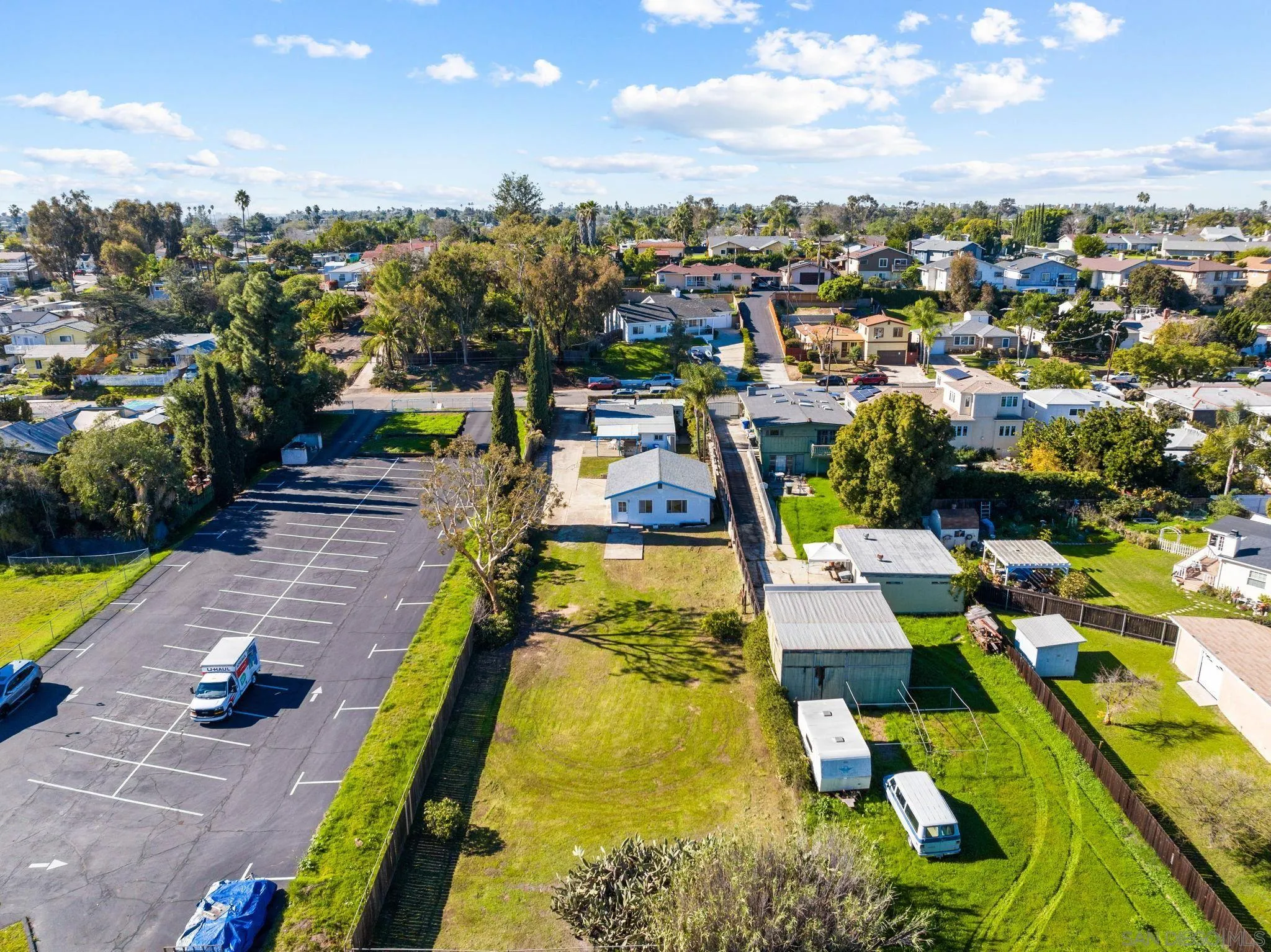 https://cdn.realtyfeed.com/cdn/127/260001546/ca60ed084756aa11122fdf9c96681b0d.webp