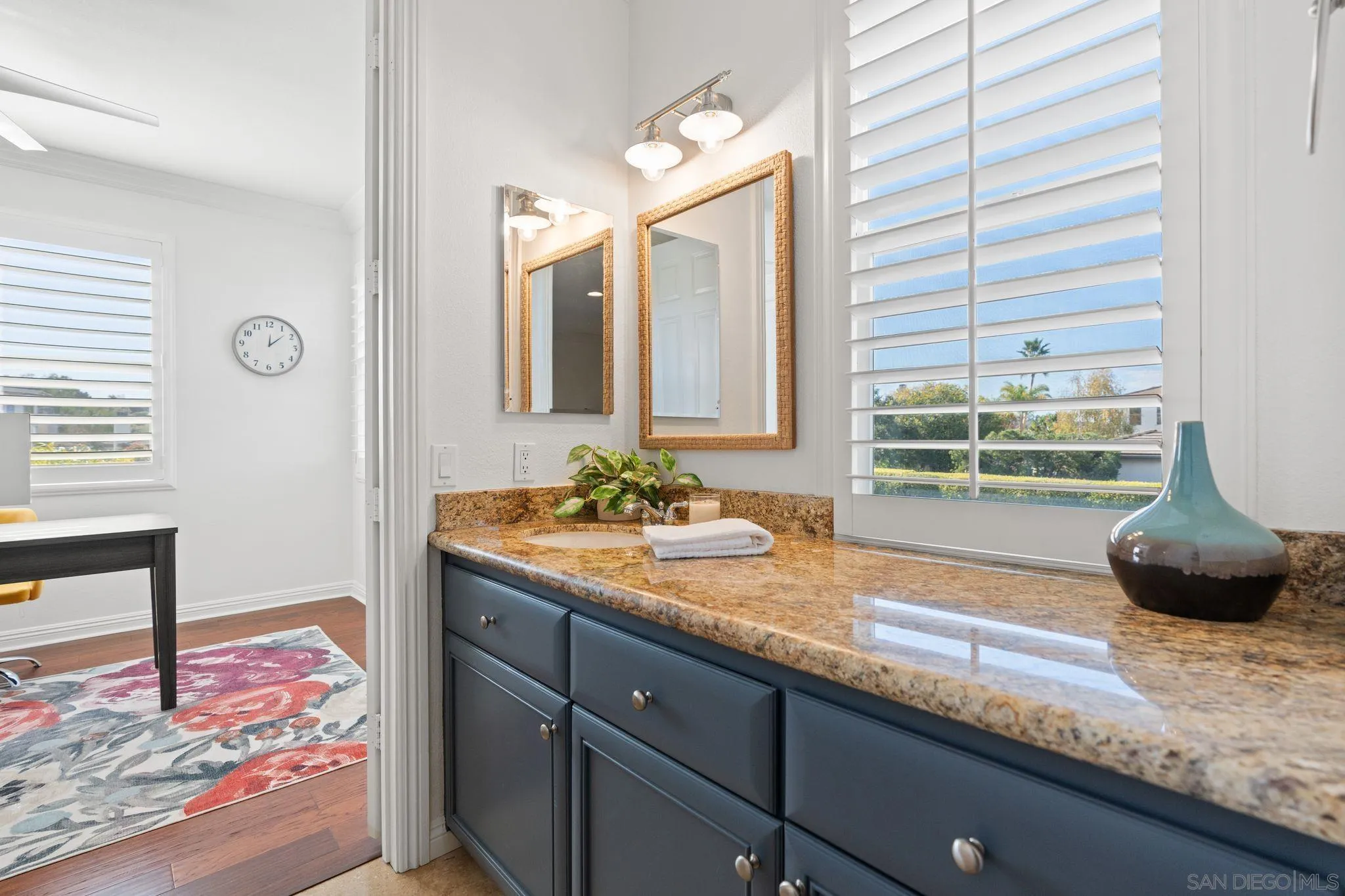 https://cdn.realtyfeed.com/cdn/127/260001552/199fe6e63e9b12813f726632b3b9df6f.webp