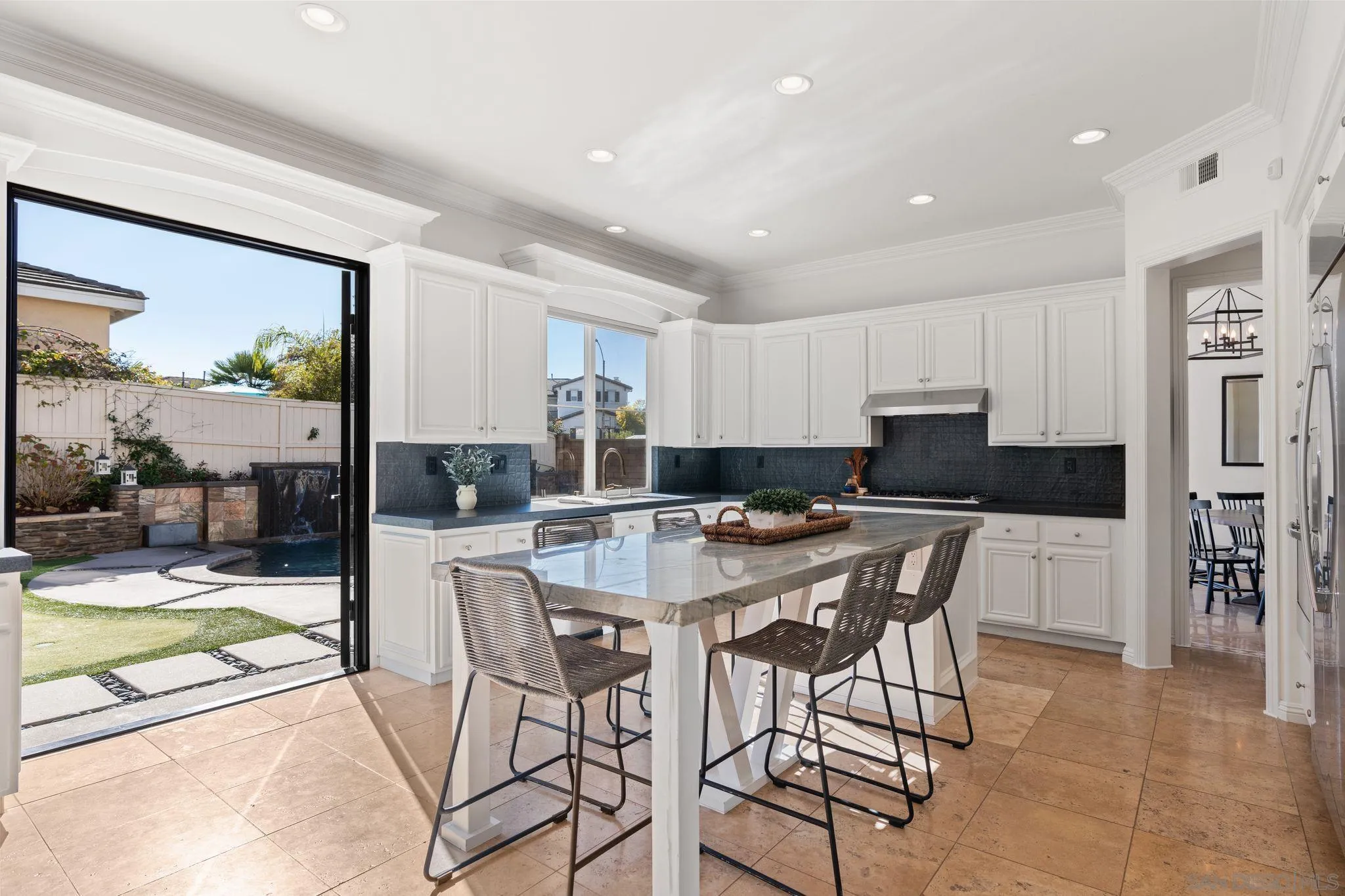 https://cdn.realtyfeed.com/cdn/127/260001552/5692197774cf8355d2a24349a6ed90a5.webp