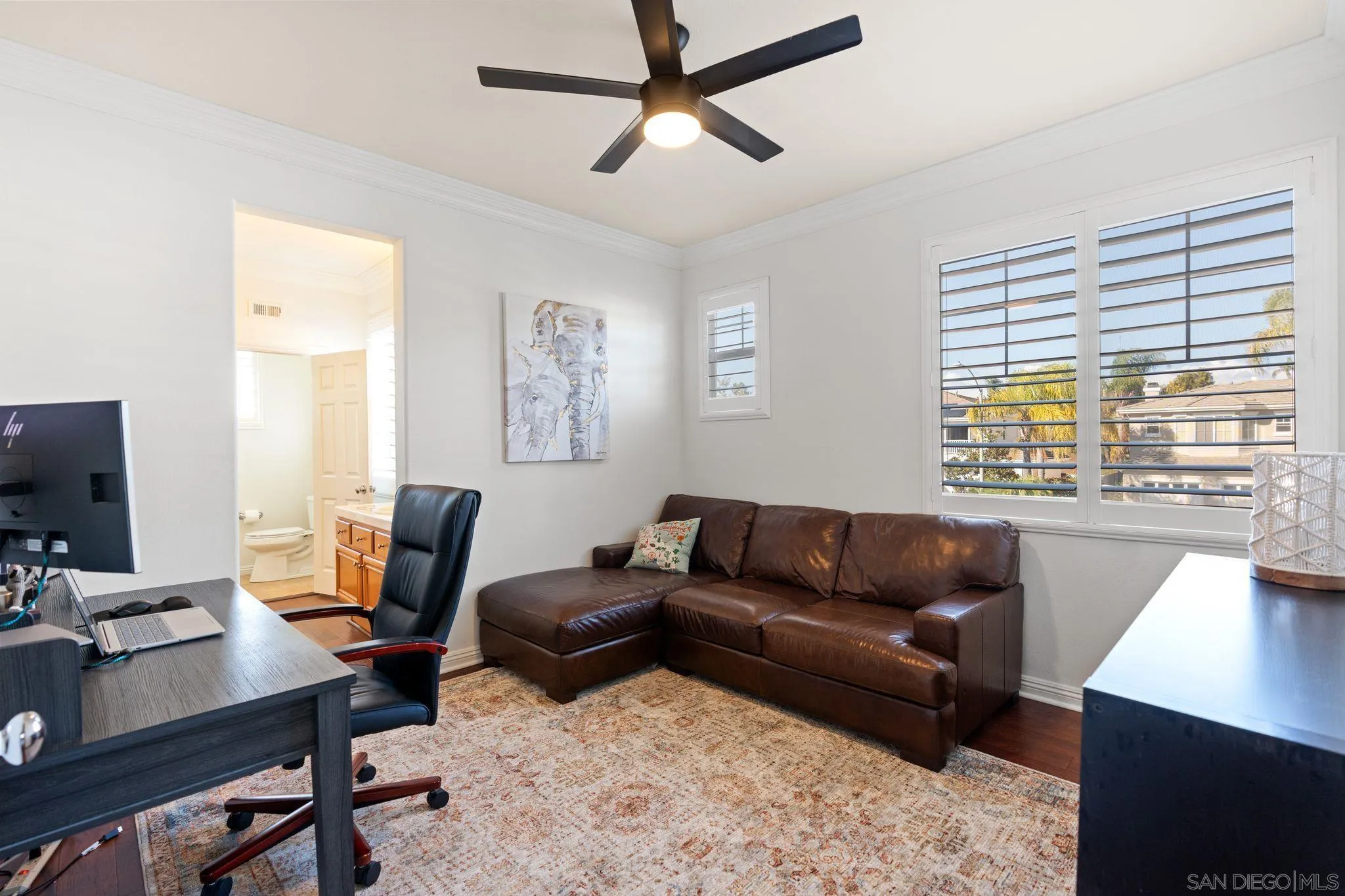 https://cdn.realtyfeed.com/cdn/127/260001552/fb5e9b358c97494b831eb9ed811a4aec.webp