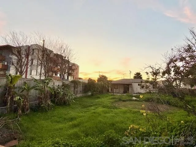 https://cdn.realtyfeed.com/cdn/127/260001554/a329108b6cc04744d9fb5c25798c850a.webp