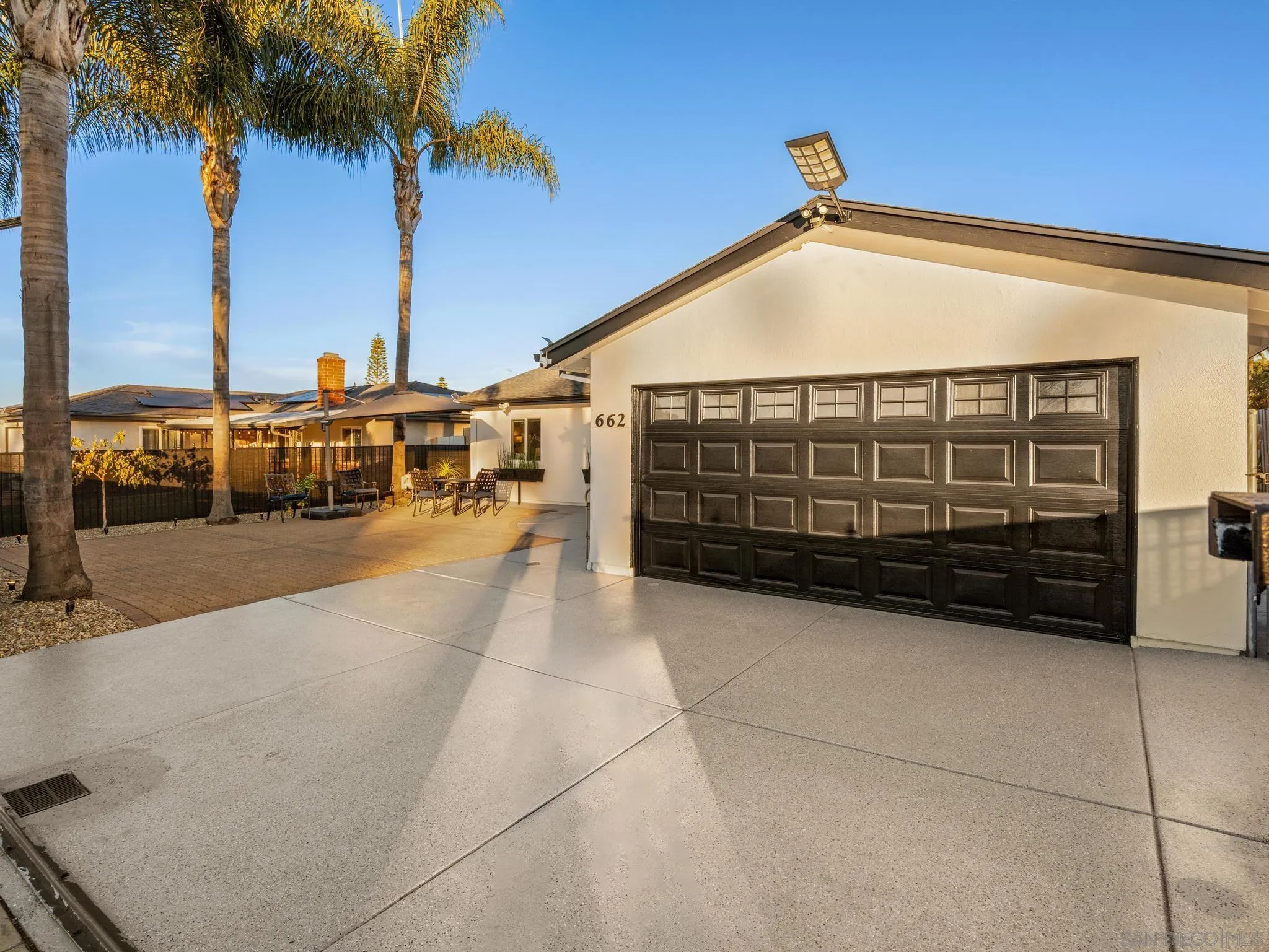 https://cdn.realtyfeed.com/cdn/127/260001558/671015324420729e092c429264f293c2.webp