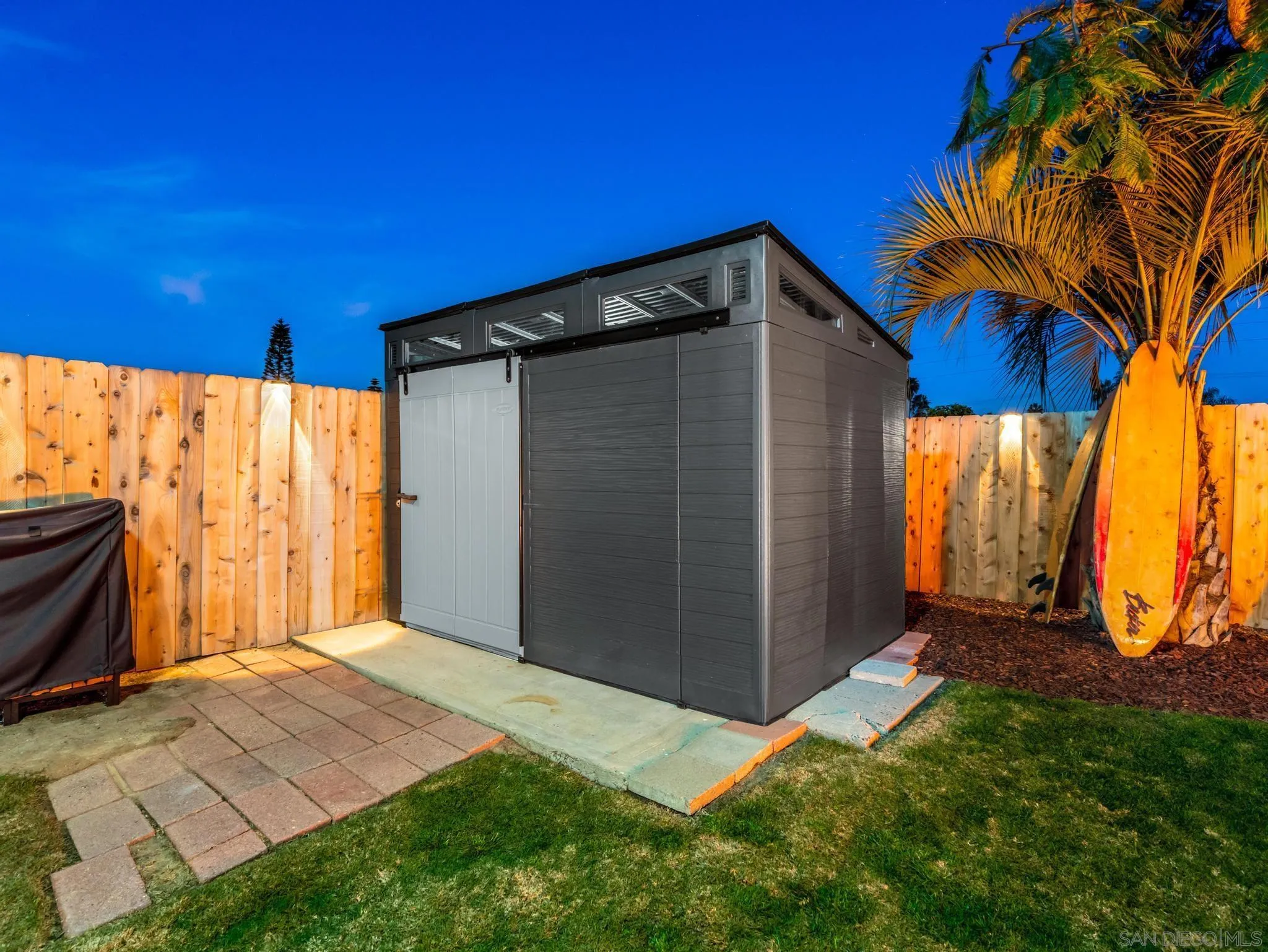 https://cdn.realtyfeed.com/cdn/127/260001558/b1b3529412365f67596bcb1b2e822e32.webp