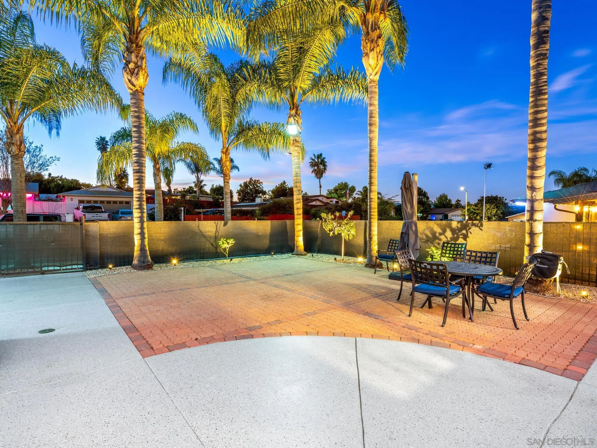 https://cdn.realtyfeed.com/cdn/127/260001558/b2ae91e1f515927130b532cd501a7e64.webp