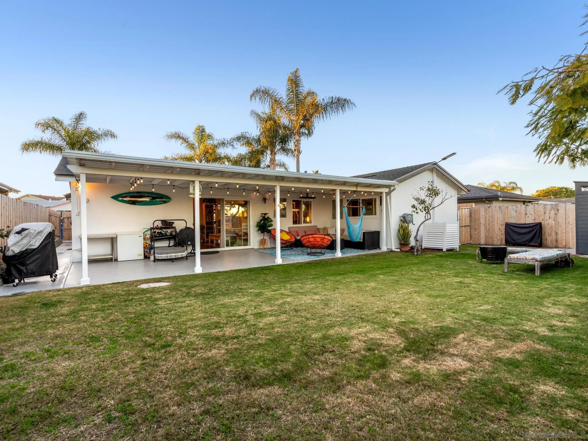 https://cdn.realtyfeed.com/cdn/127/260001558/e54f710bc5575080176229b456fc1d73.webp