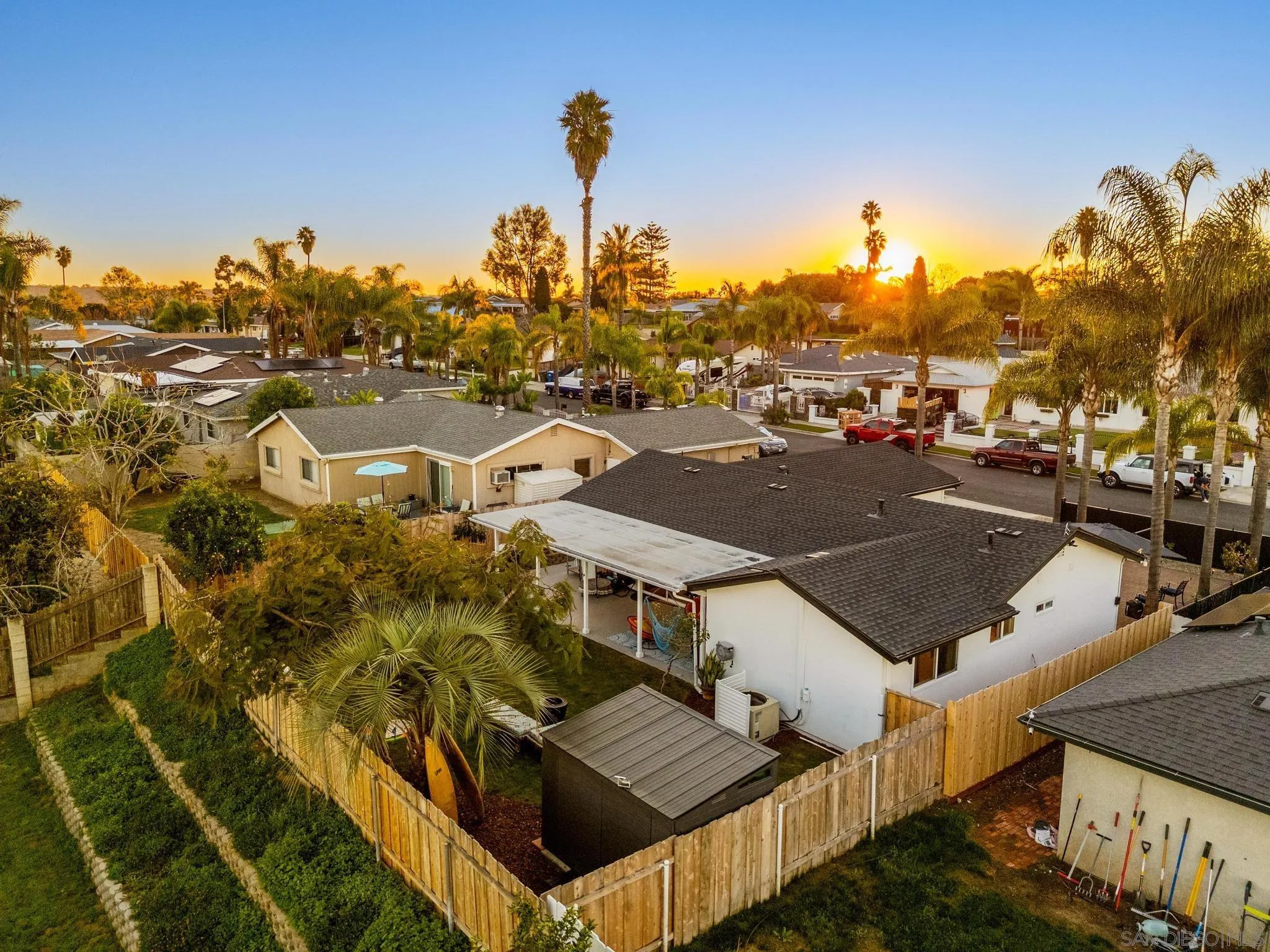 https://cdn.realtyfeed.com/cdn/127/260001558/f0040ae628174db3a4d1ba7ba0f6c796.webp